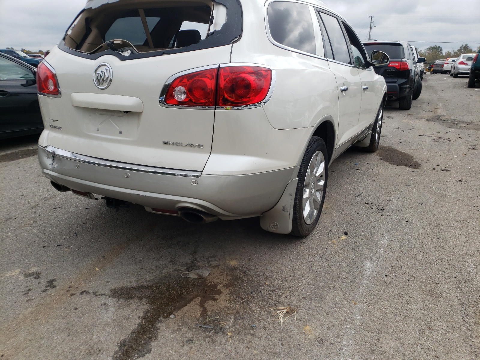 Photo 4 from auction – 2012 BUICK ENCLAVE with VIN 5GAKRDED0CJ225813