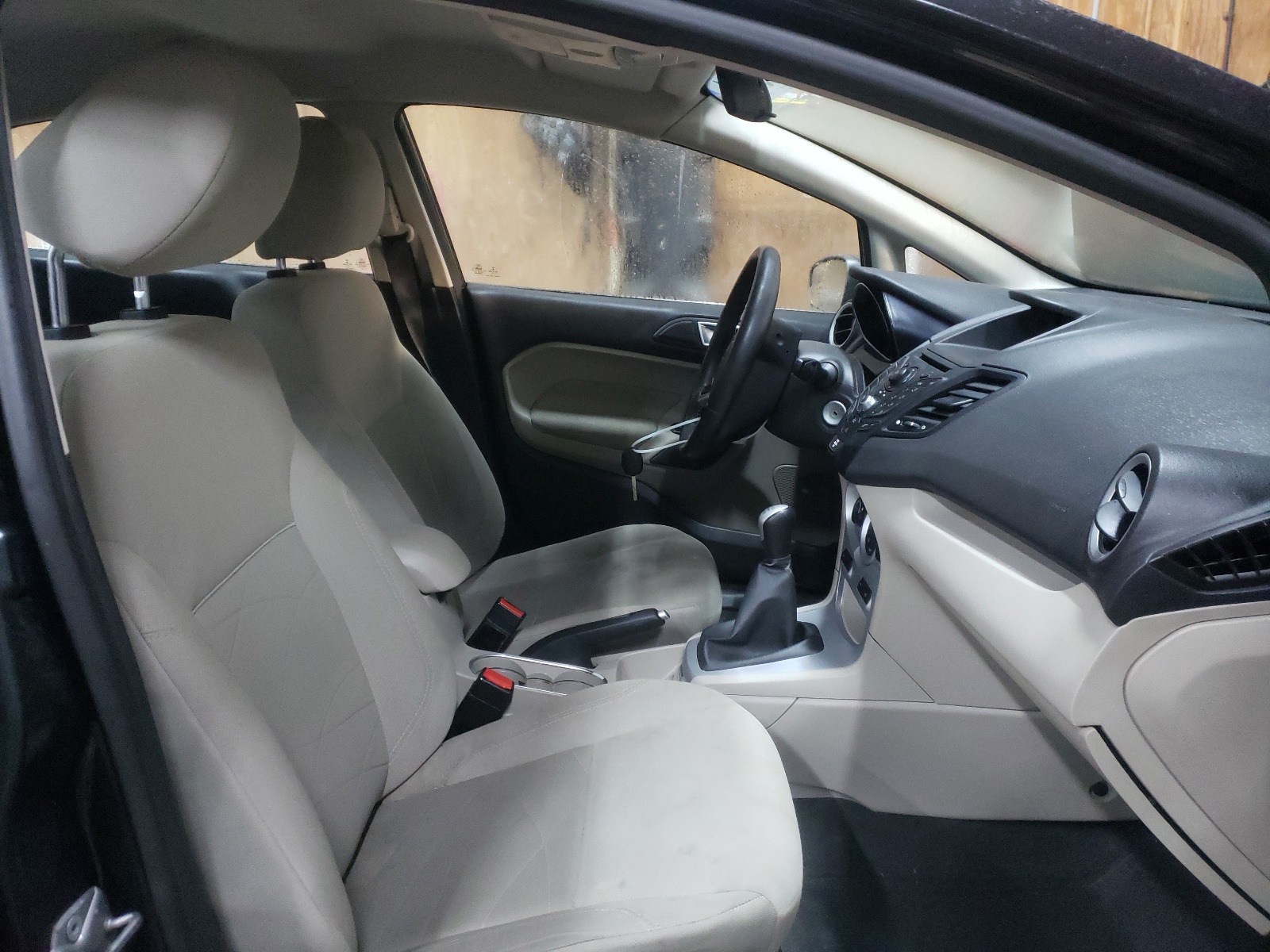 Photo 5 from auction – 2014 FORD FIESTA SE with VIN 3FADP4BE4EM205831