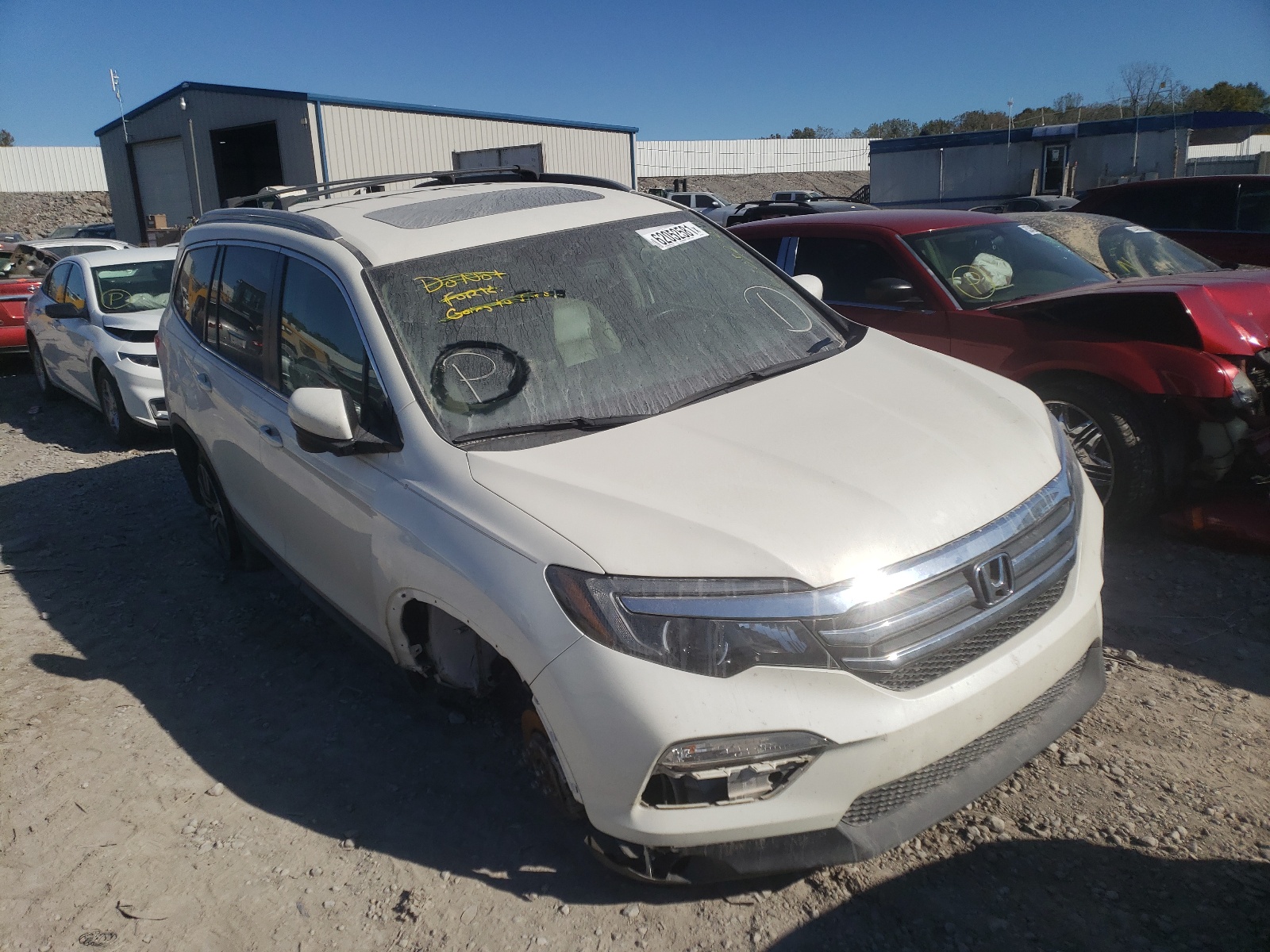 Photo 1 from auction – 2017 HONDA PILOT EXL with VIN 5FNYF5H54HB004743