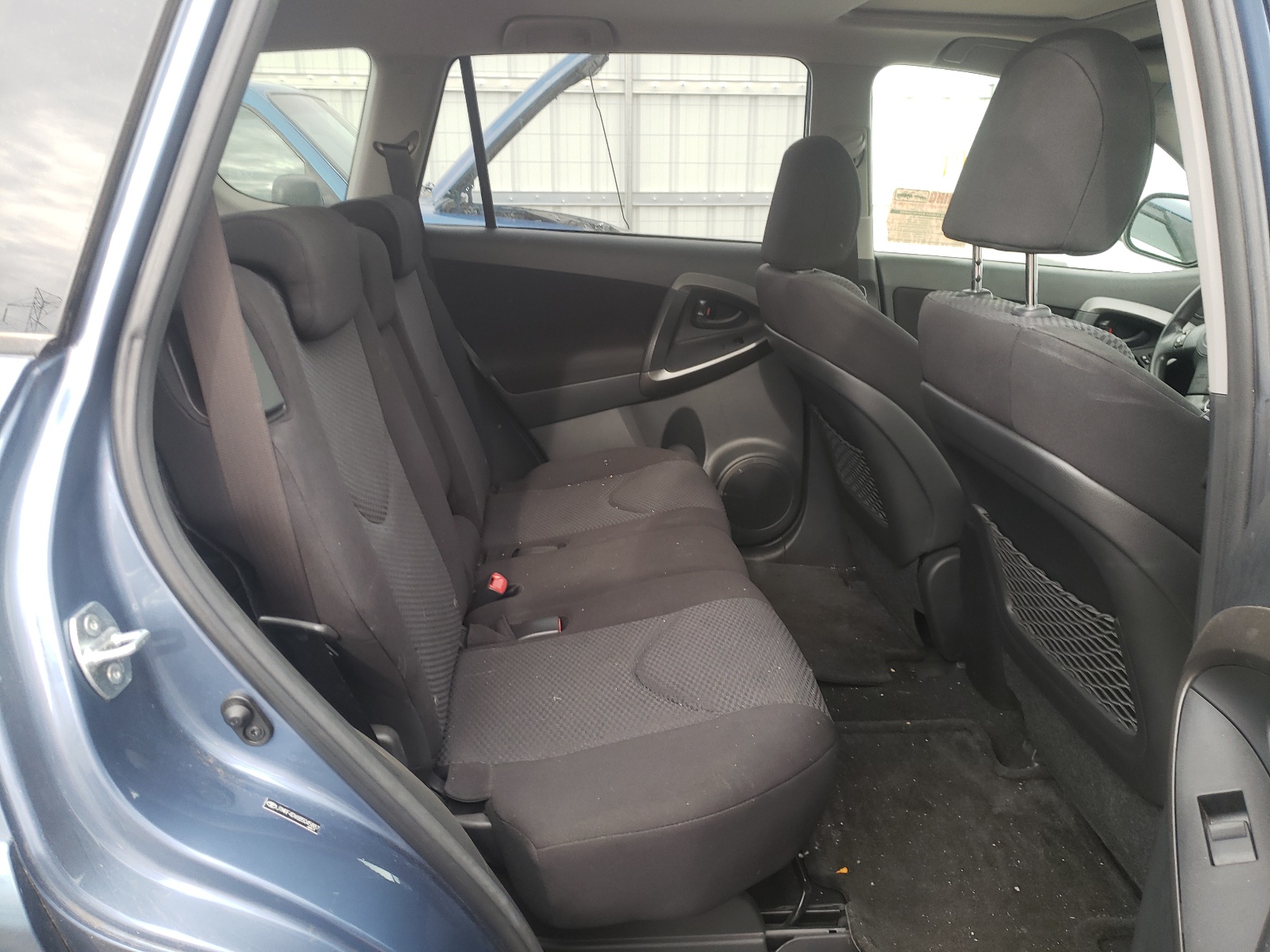 Photo 6 from auction – 2011 TOYOTA RAV4 SPORT with VIN JTMRF4DV6B5045887