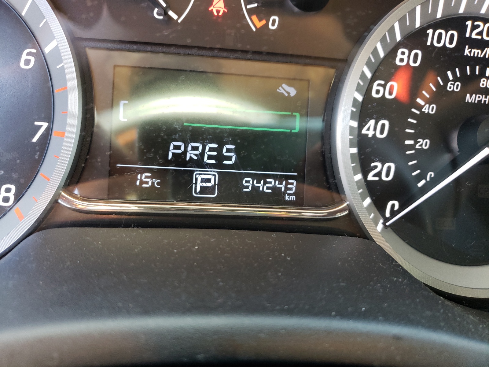 Photo 8 from auction – 2015 NISSAN SENTRA S with VIN 3N1AB7AP8FL638563