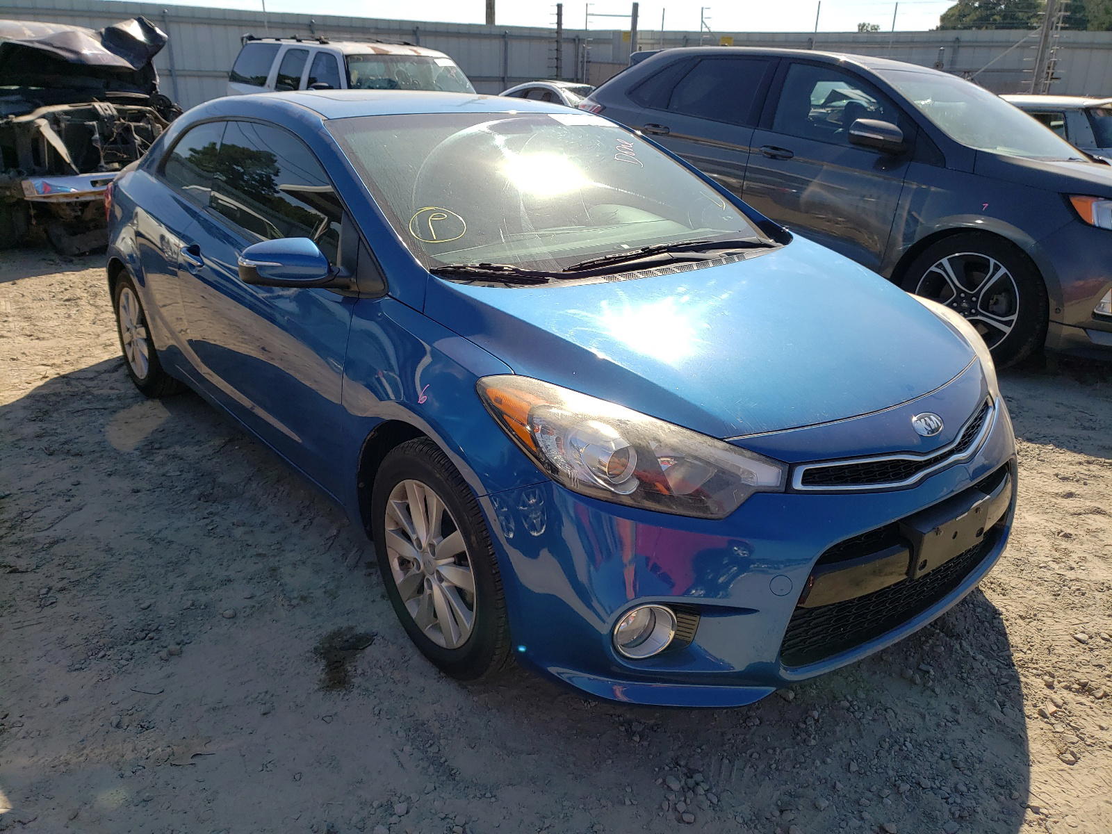 KIA FORTE EX 2014 with VIN KNAFX6A82E5206053 - Photo from auction