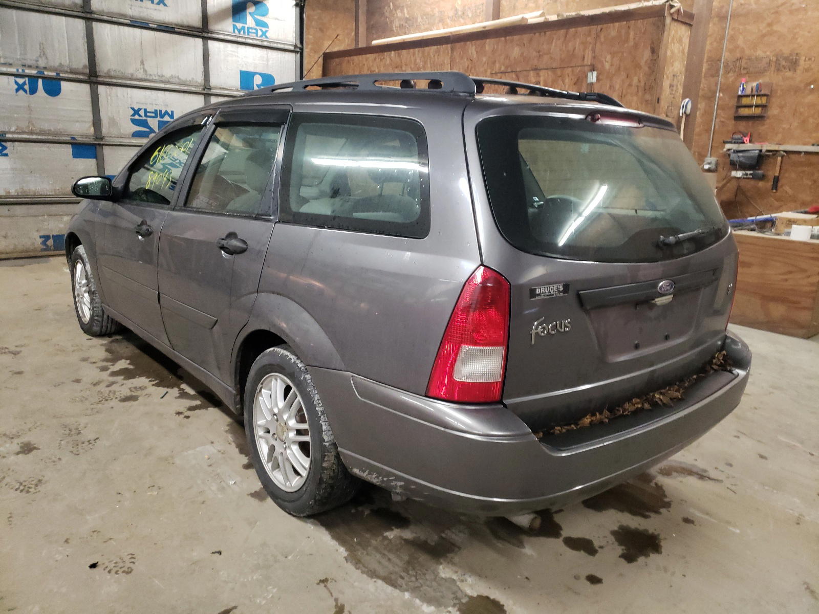 Photo 3 from auction – 2002 FORD FOCUS SE with VIN 1FAFP36342W266152
