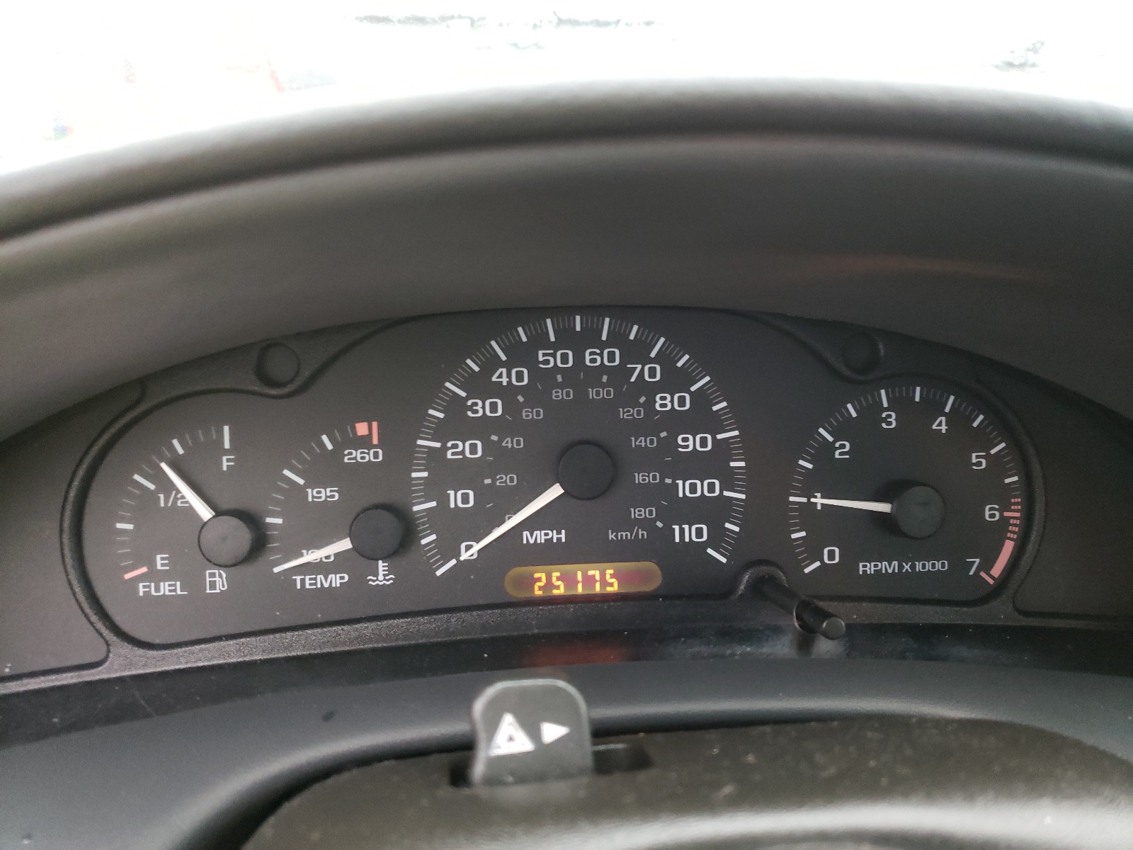 Photo 13 from auction – 2005 CHEVROLET CAVALIER L with VIN 1G1JF52F857191384
