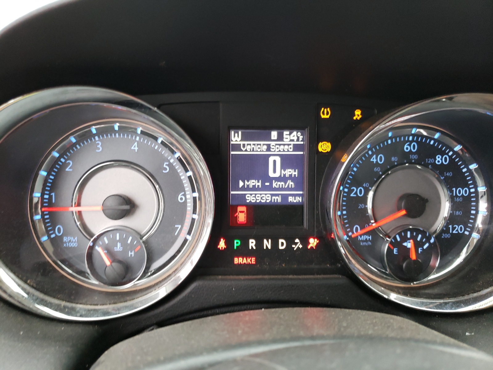 Photo 8 from auction – 2016 CHRYSLER TOWN & COU with VIN 2C4RC1BG3GR157956