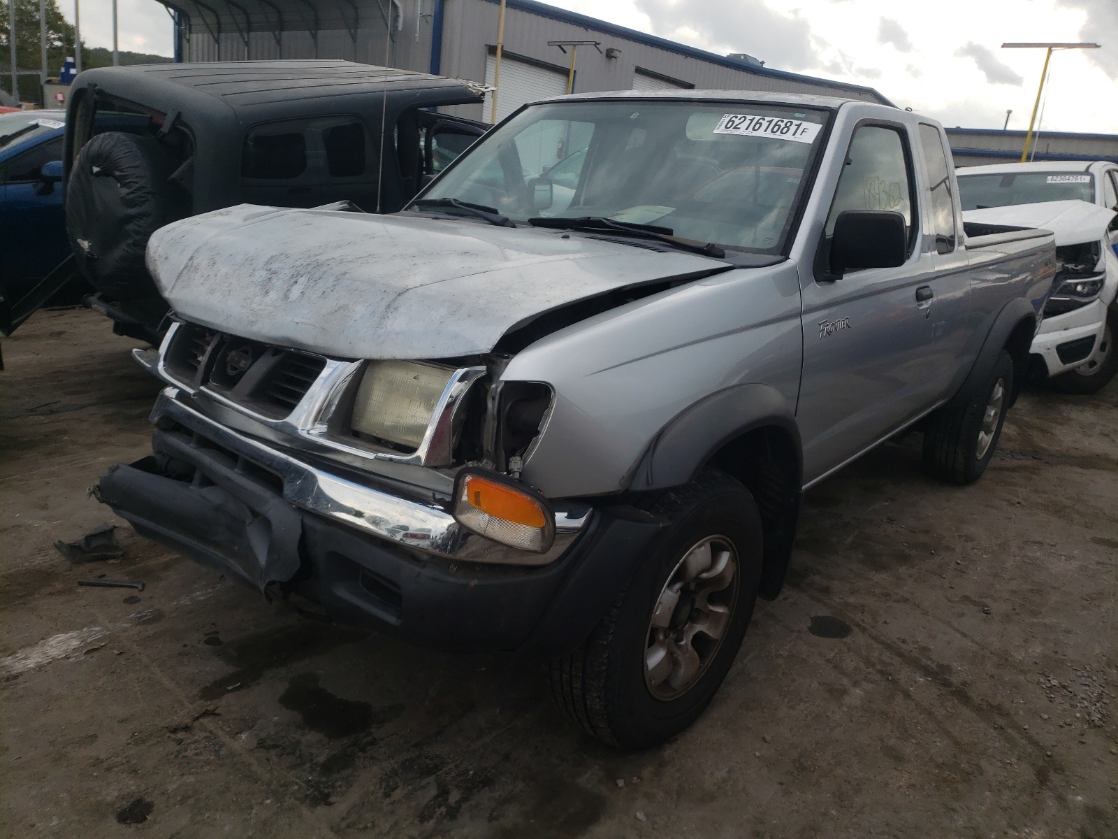 Photo 2 from auction – 2000 NISSAN FRONTIER K with VIN 1N6ED26T1YC371912