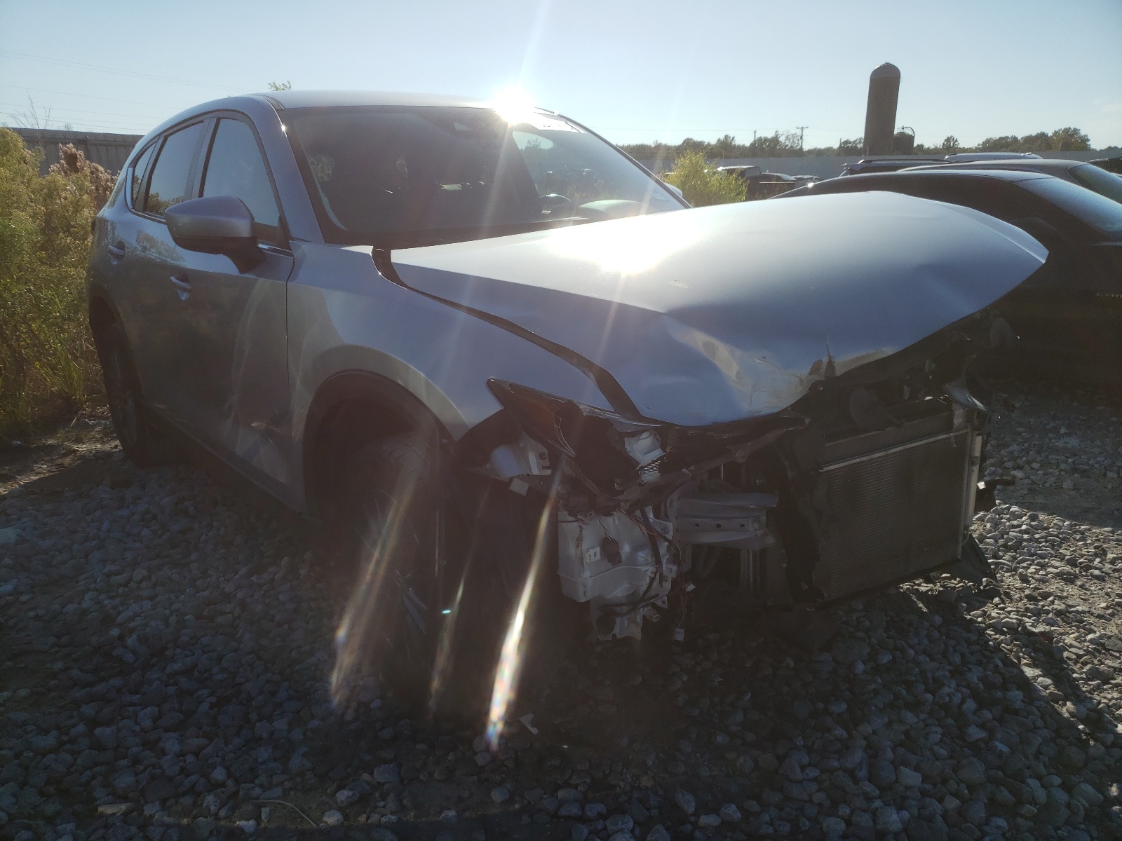 MAZDA CX-5 TOURI 2019 z numerem VIN JM3KFACM8K1546366 - Zdjęcie z aukcji
