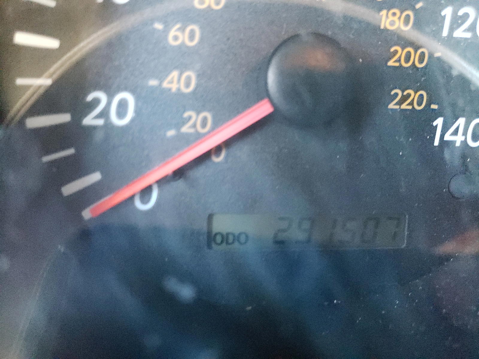 Photo 8 from auction – 2004 TOYOTA HIGHLANDER with VIN JTEDD21A940102066