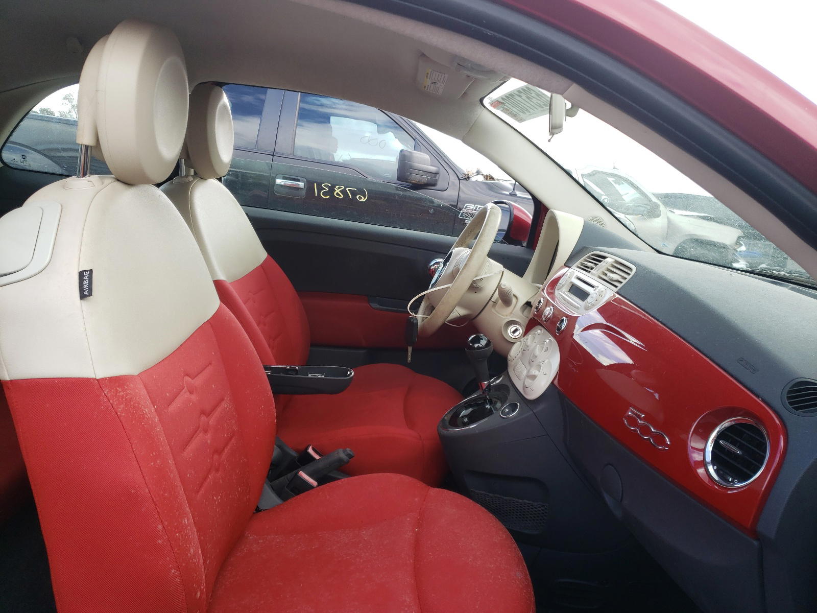 Photo 5 from auction – 2013 FIAT 500 POP with VIN 3C3CFFAR3DT678167
