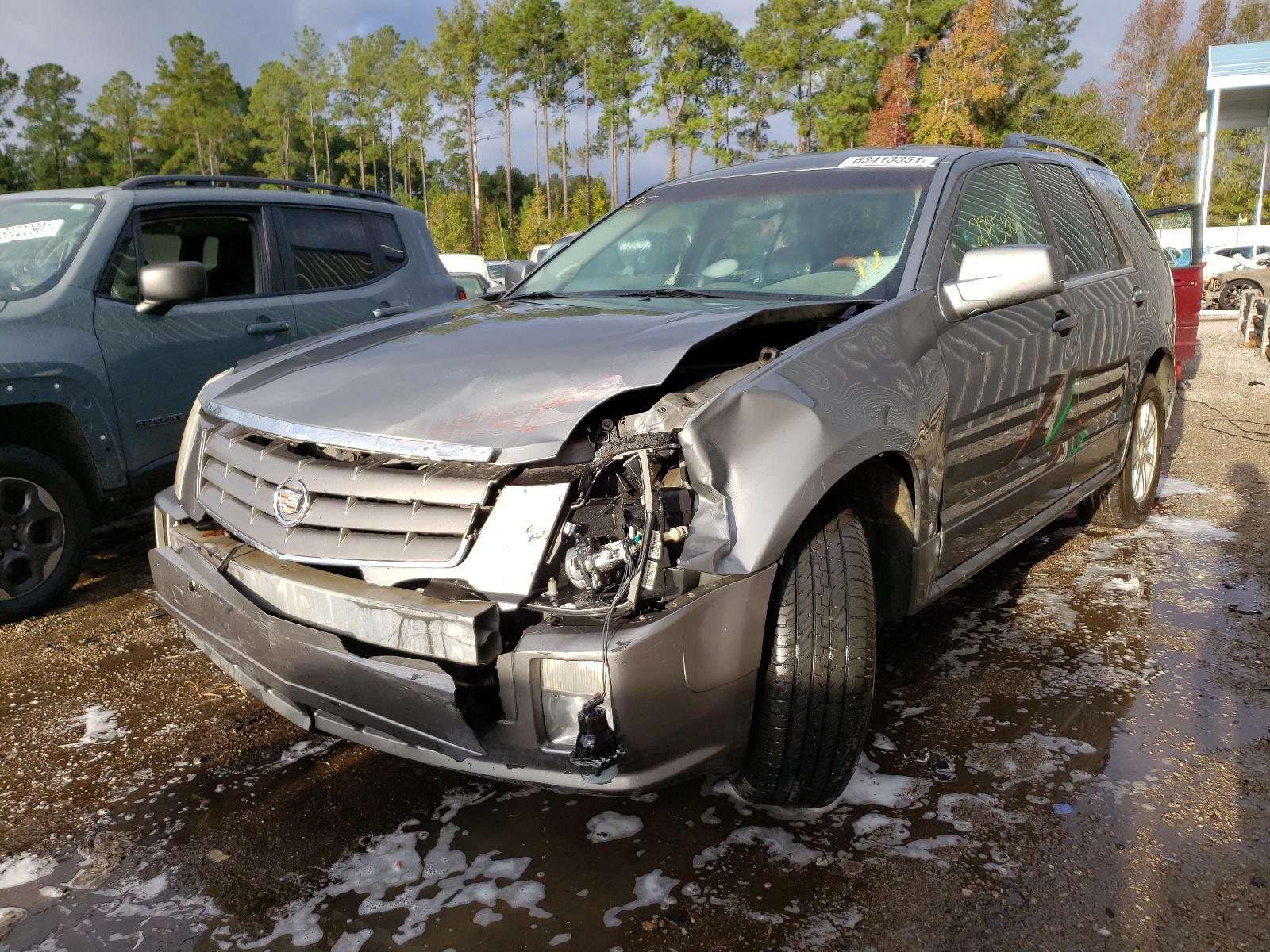 Photo 2 from auction – 2004 CADILLAC SRX with VIN 1GYEE637740144356