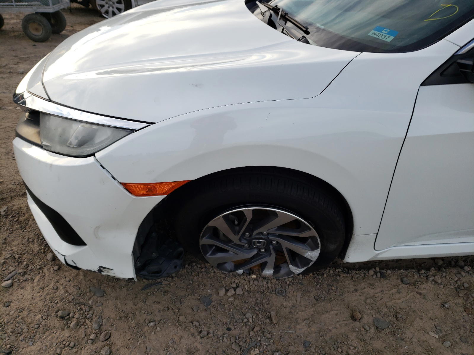 Photo 9 from auction – 2017 HONDA CIVIC EX with VIN 19XFC2F74HE002256