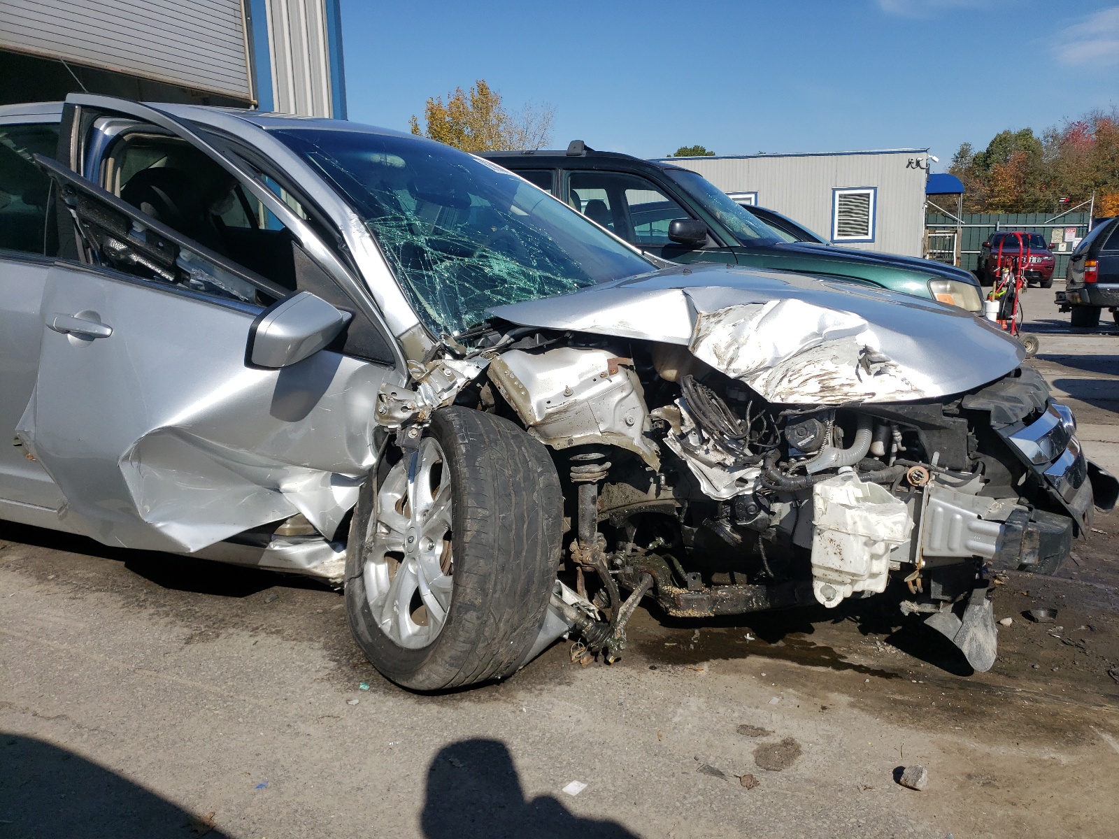 Photo 9 from auction – 2012 FORD FUSION SE with VIN 3FAHP0HA3CR353094