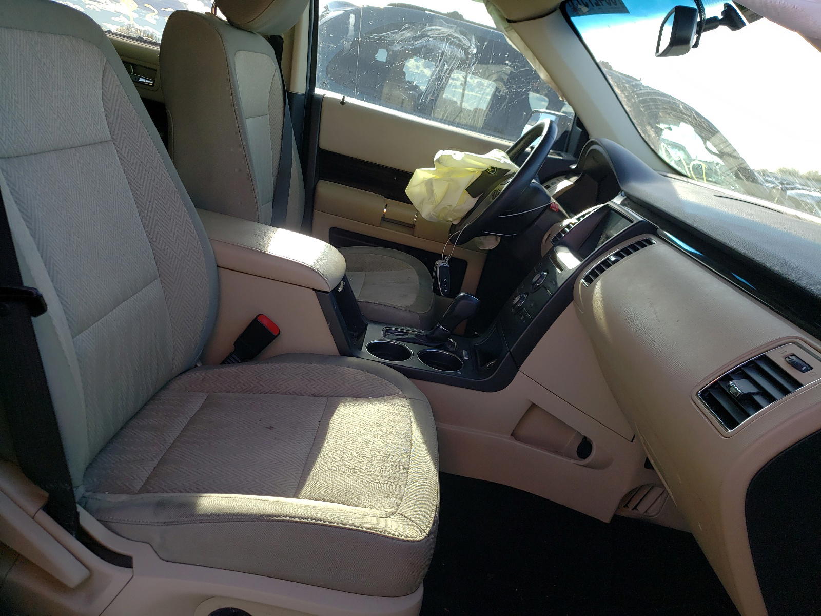 Photo 5 from auction – 2016 FORD FLEX SEL with VIN 2FMHK6C89GBA16137