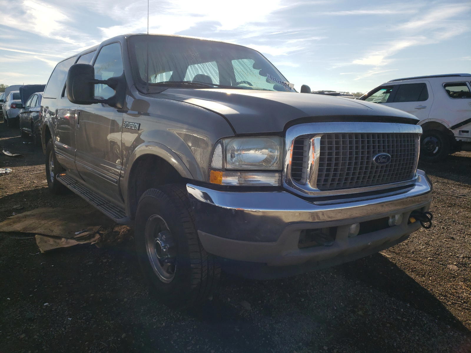 FORD EXCURSION 2002 with VIN 1FMSU43F02EA51763 - Photo from auction