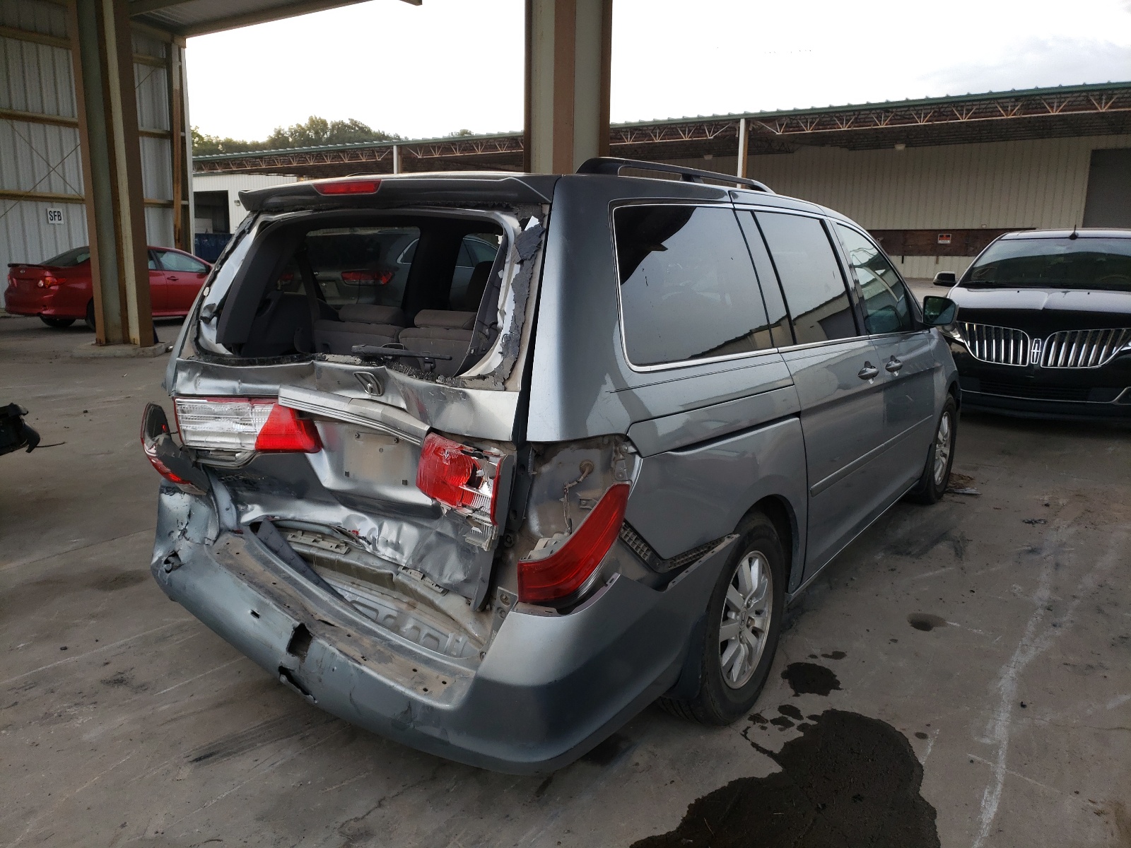 Photo 4 from auction – 2008 HONDA ODYSSEY EX with VIN 5FNRL38438B110156