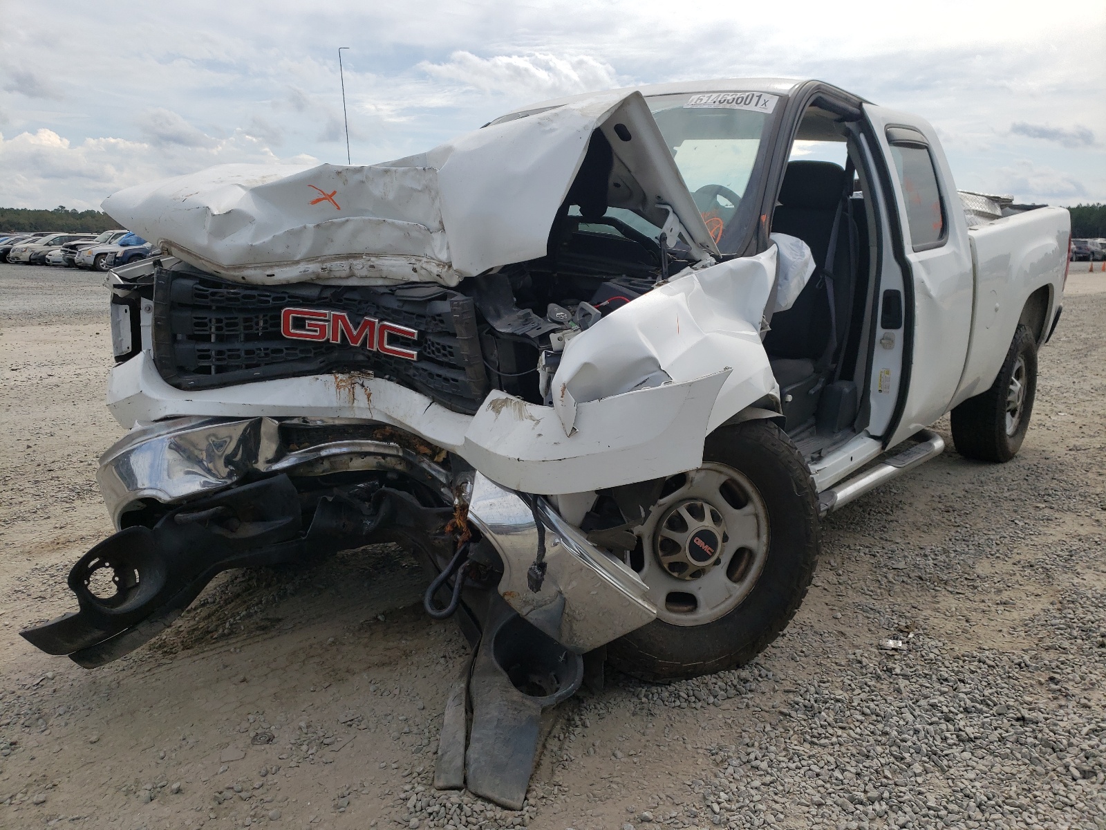 Photo 2 from auction – 2011 GMC SIERRA K25 with VIN 1GT22ZCG2BZ273794
