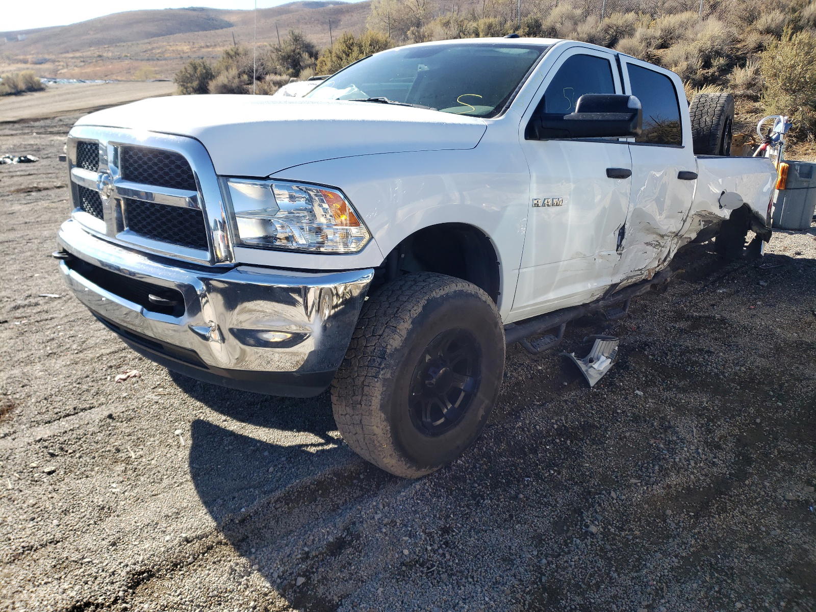 Photo 2 from auction – 2018 RAM 2500 ST with VIN 3C6UR5CL1JG165280