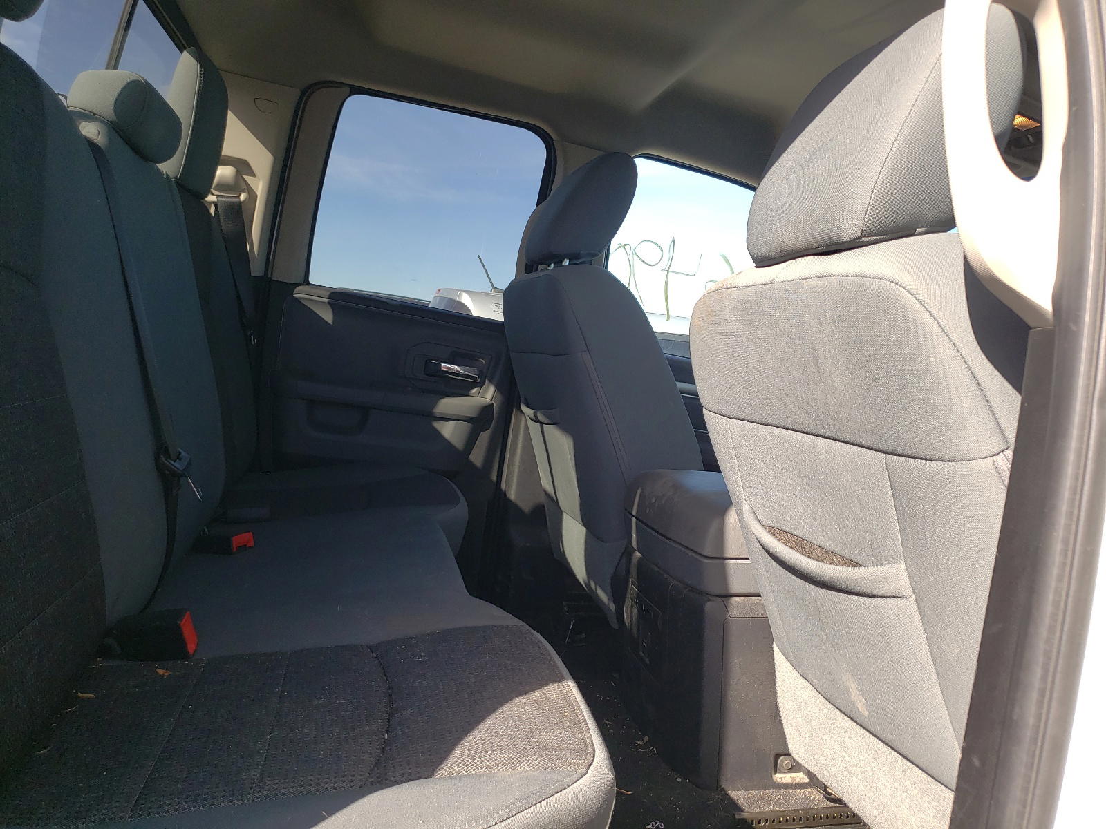 Photo 6 from auction – 2013 RAM 1500 SLT with VIN 1C6RR7GT4DS645175