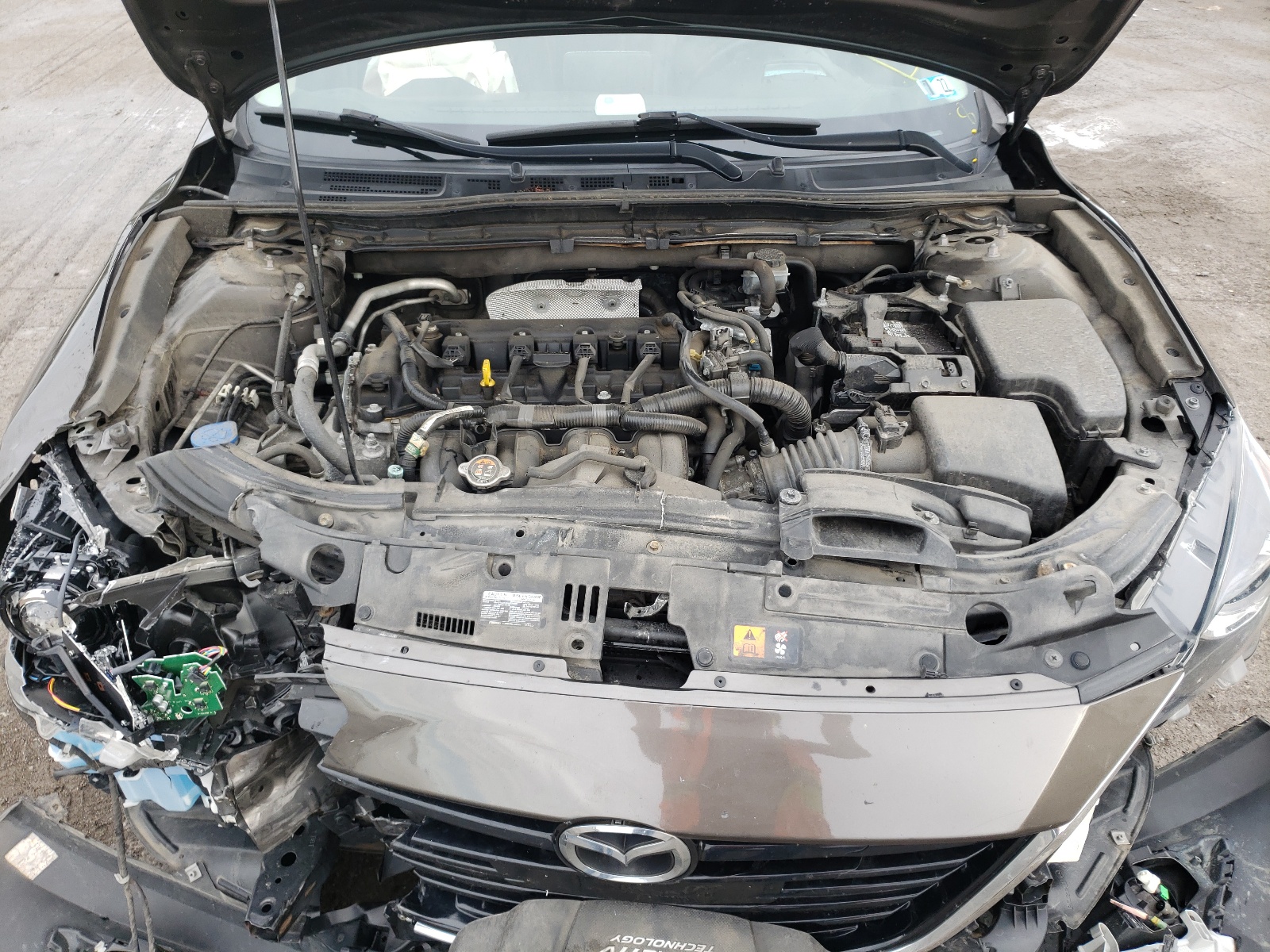 Zdjęcie 7 z aukcji – 2014 MAZDA 3 TOURING z VIN JM1BM1V30E1111588