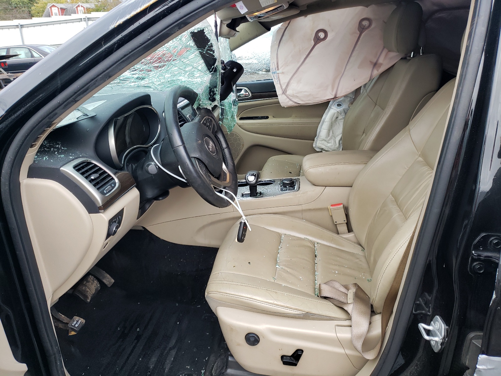 Photo 5 from auction – 2015 JEEP GRAND CHER with VIN 1C4RJFBG9FC878521