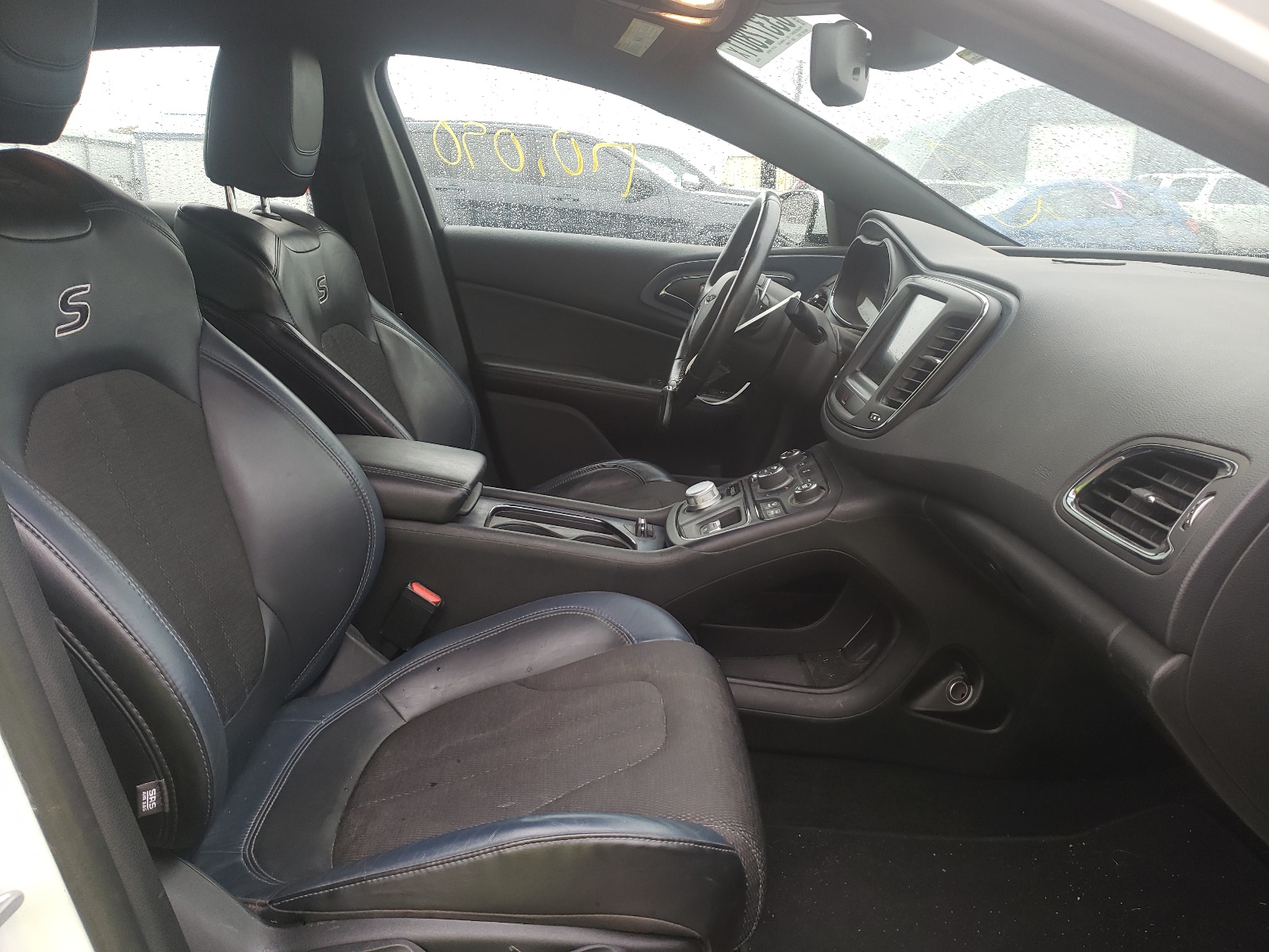 Zdjęcie 5 z aukcji – 2015 CHRYSLER 200 S z VIN 1C3CCCBG5FN542937