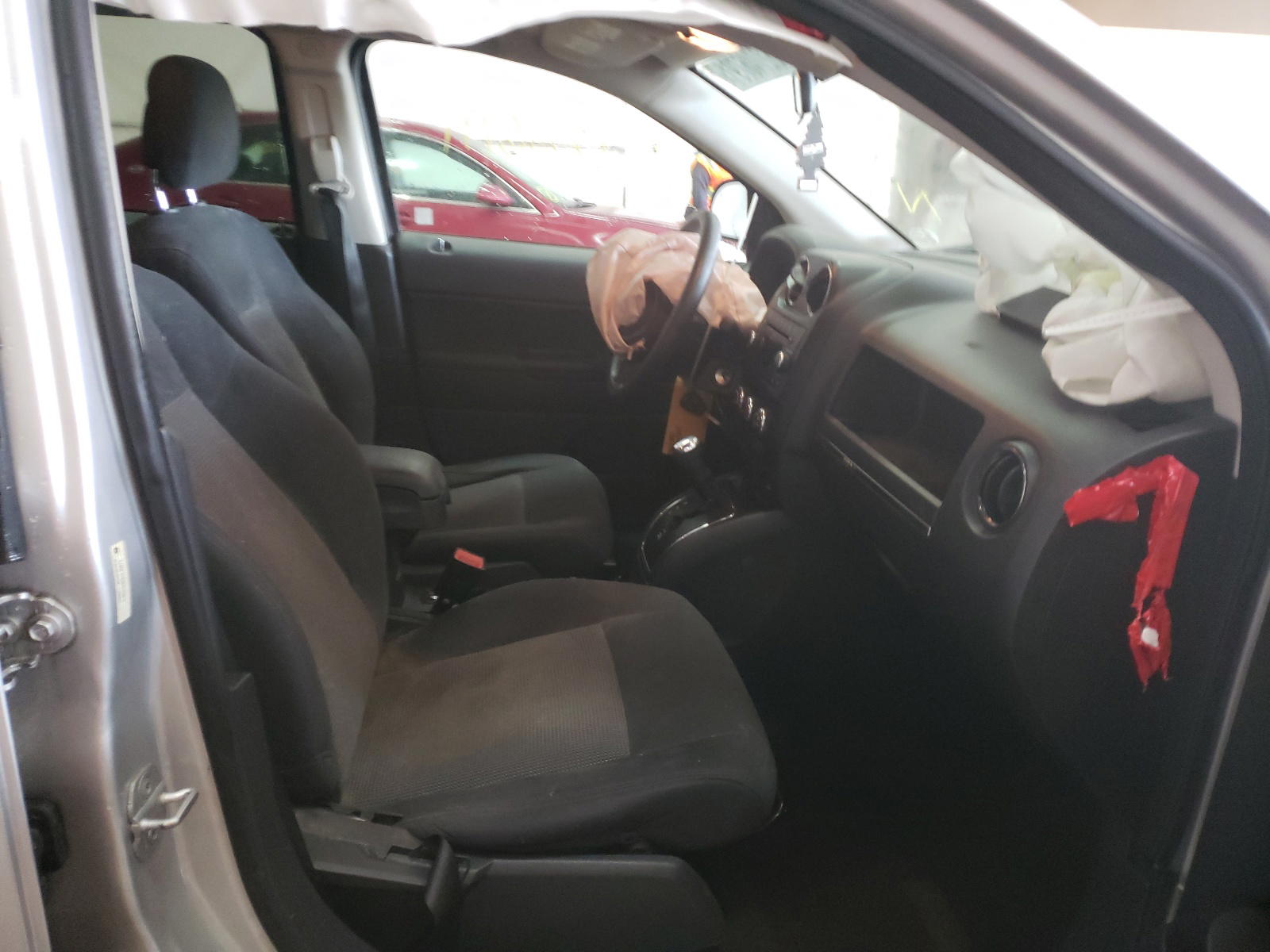 Photo 5 from auction – 2011 JEEP COMPASS SP with VIN 1J4NF1FB3BD163816