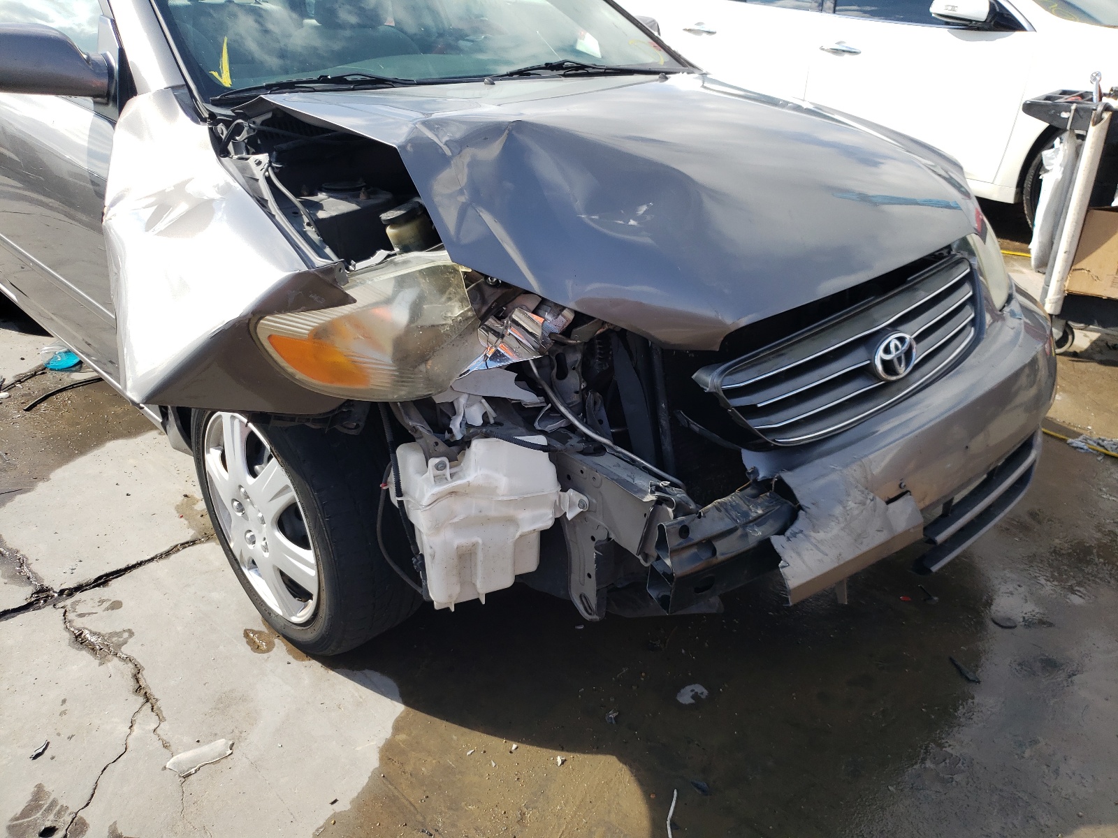 Photo 9 from auction – 2004 TOYOTA COROLLA CE with VIN 1NXBR32E04Z327453