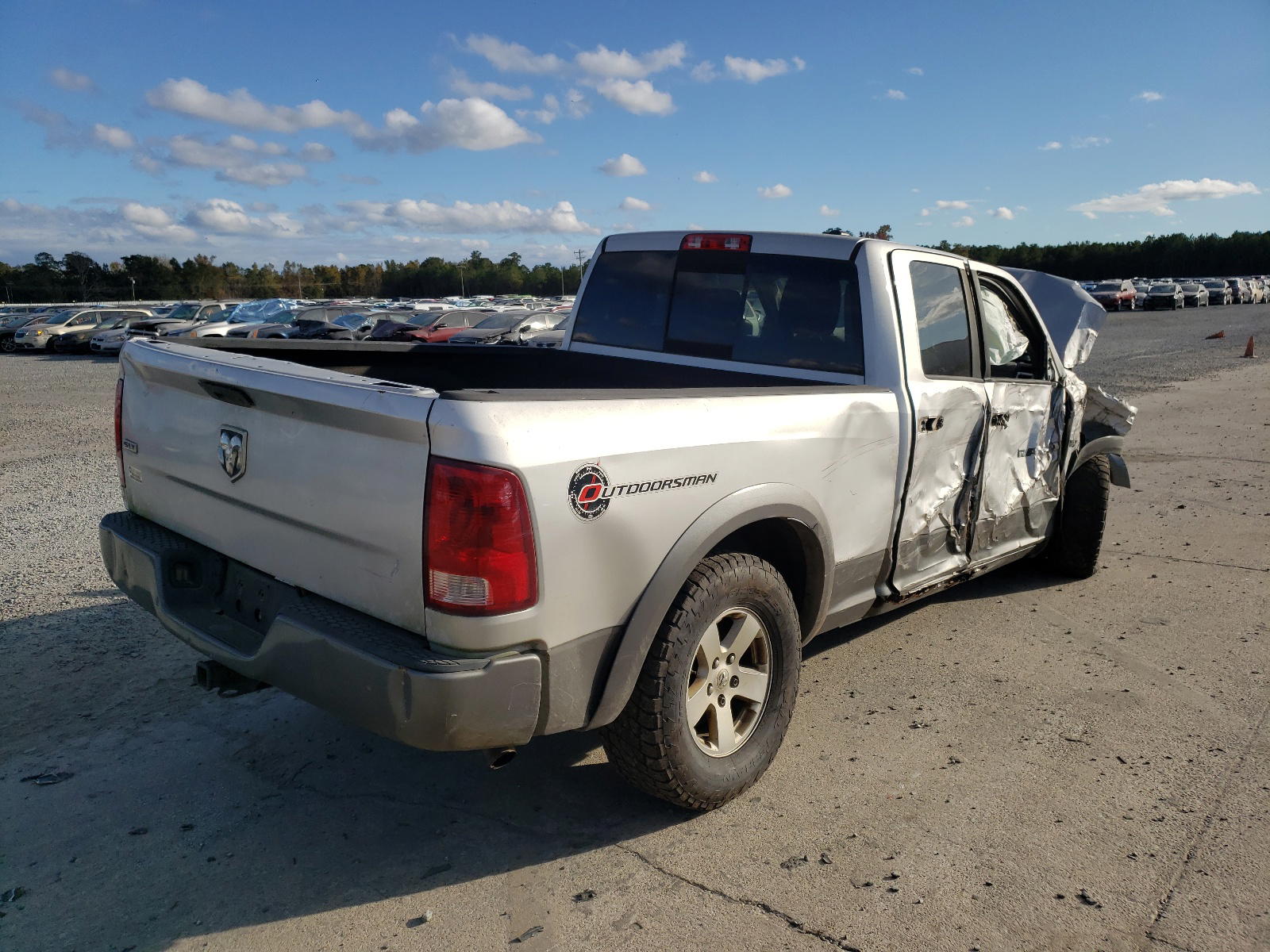 Photo 4 from auction – 2011 DODGE RAM 1500 with VIN 1D7RV1GT9BS577248
