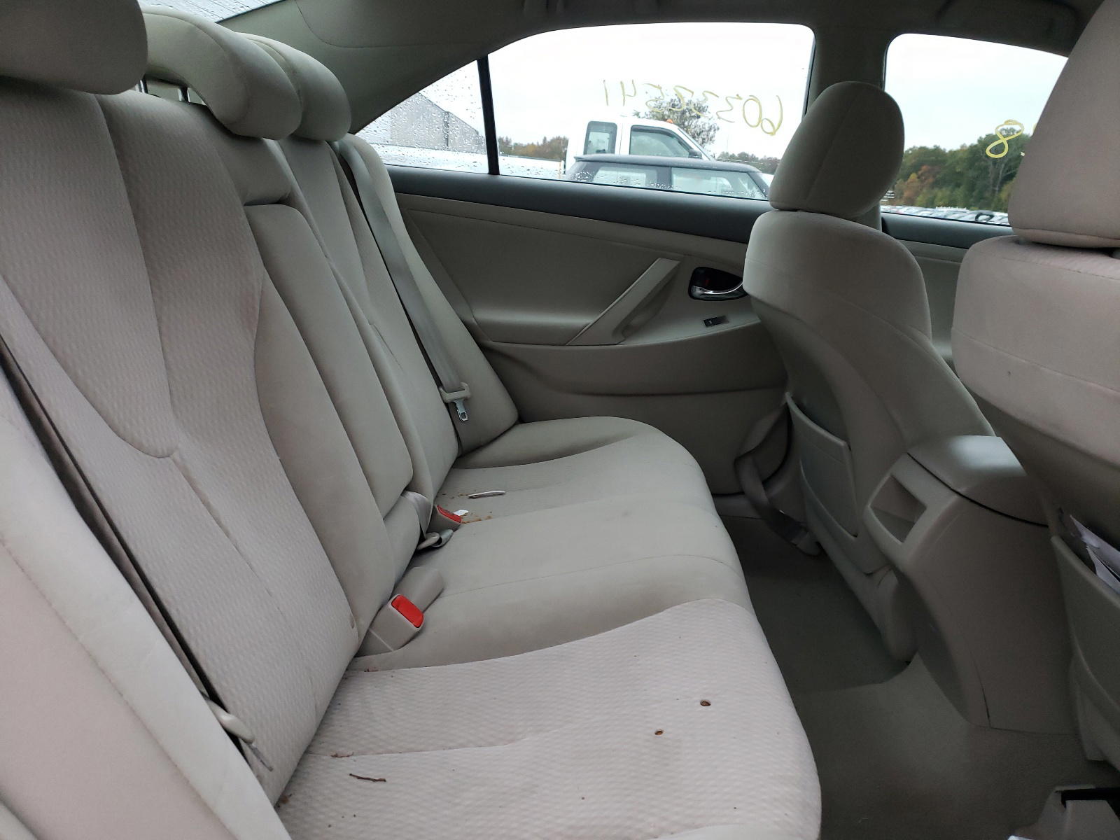 Photo 6 from auction – 2011 TOYOTA CAMRY BASE with VIN 4T1BF3EK1BU619023