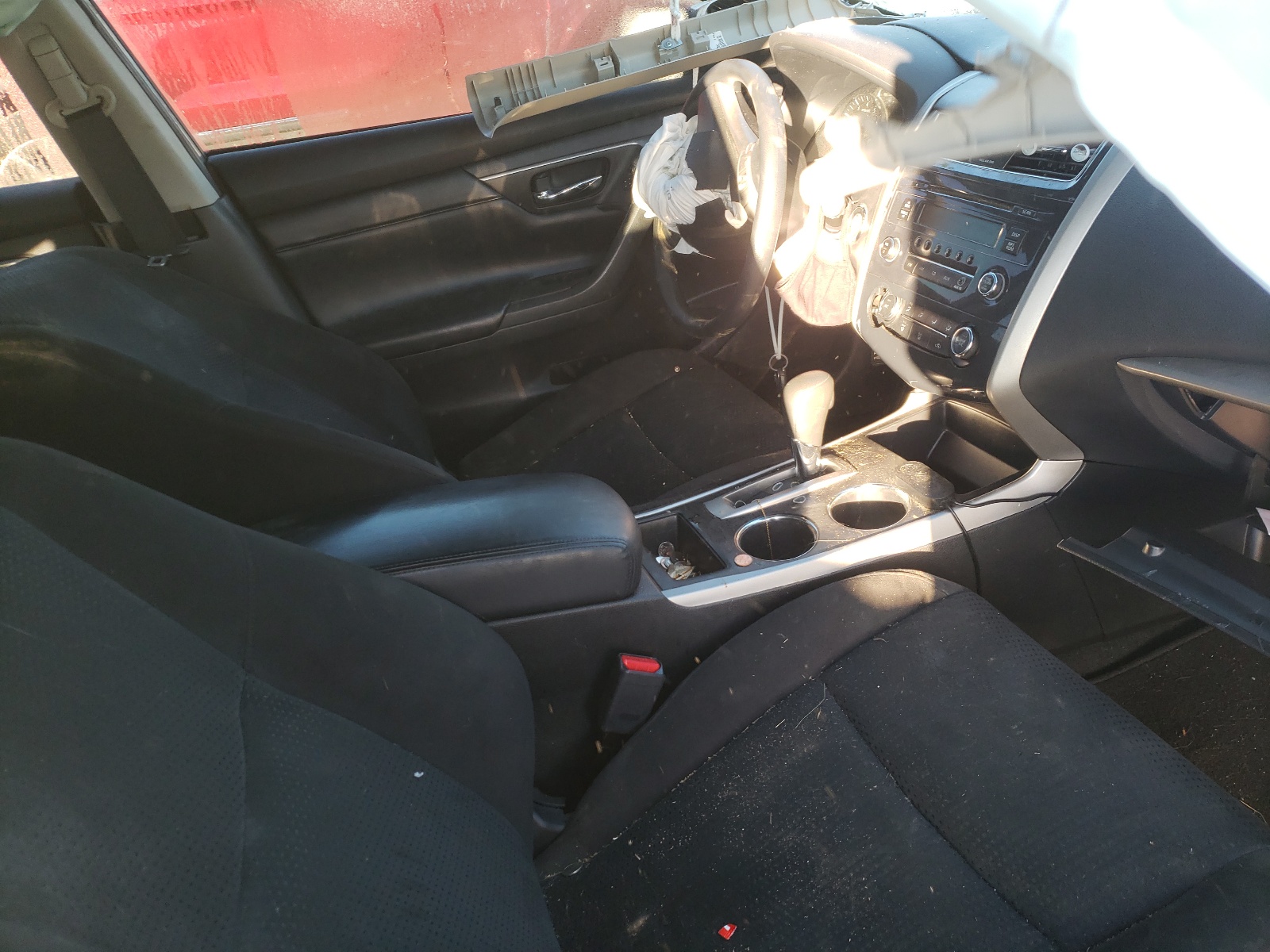 Photo 5 from auction – 2015 NISSAN ALTIMA 2.5 with VIN 1N4AL3AP5FC436025