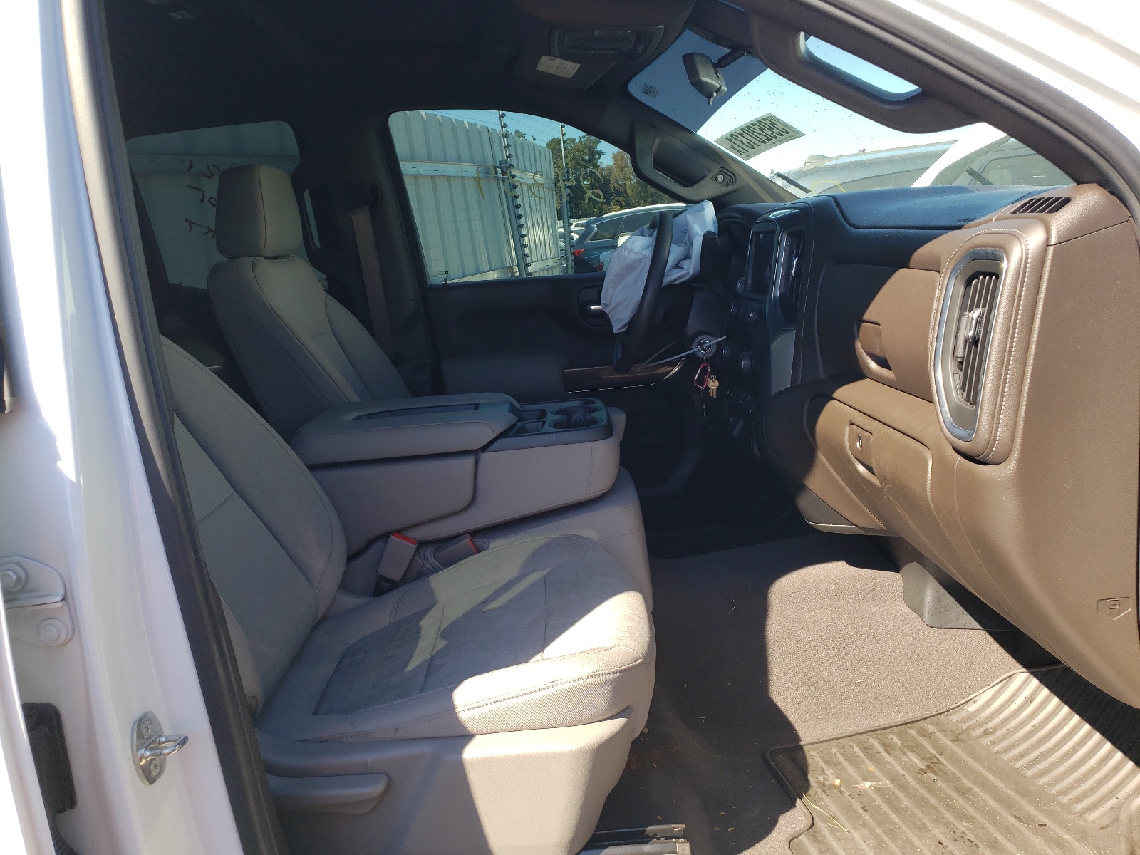 Photo 5 from auction – 2020 CHEVROLET SILVERADO with VIN 1GCRWCED1LZ138679