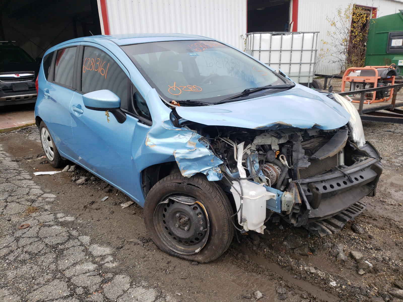 NISSAN VERSA NOTE 2015 with VIN 3N1CE2CP4FL352936 - Photo from auction