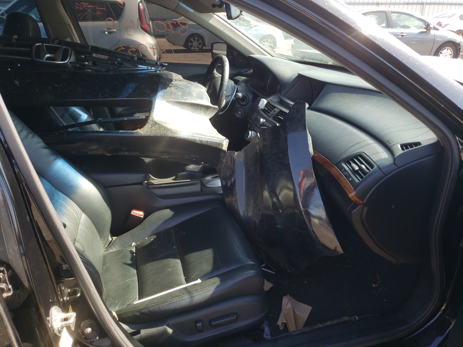 Photo 5 from auction – 2012 HONDA ACCORD EXL with VIN 1HGCP2F81CA145503