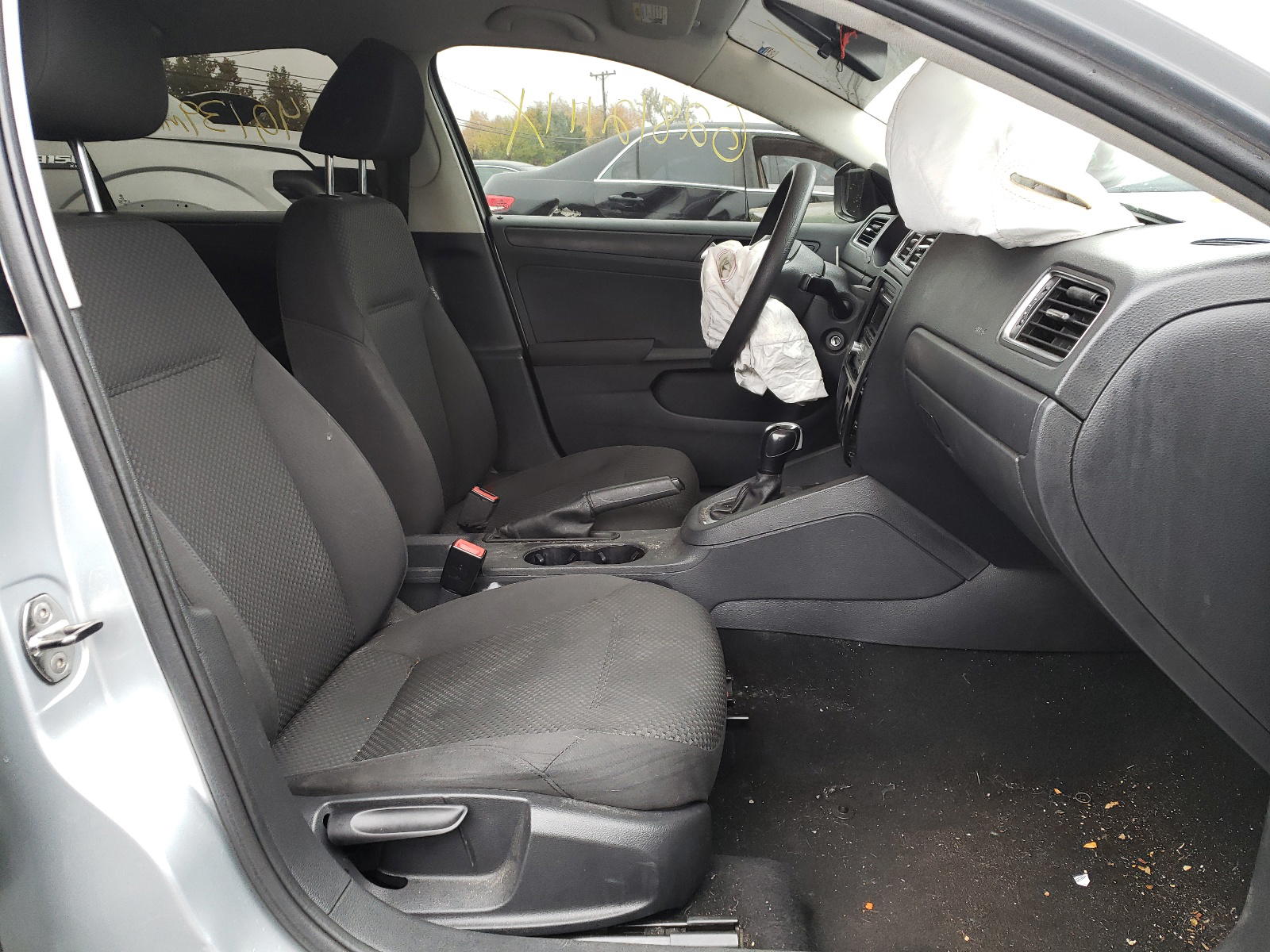Photo 5 from auction – 2012 VOLKSWAGEN JETTA BASE with VIN 3VW2K7AJ7CM393416