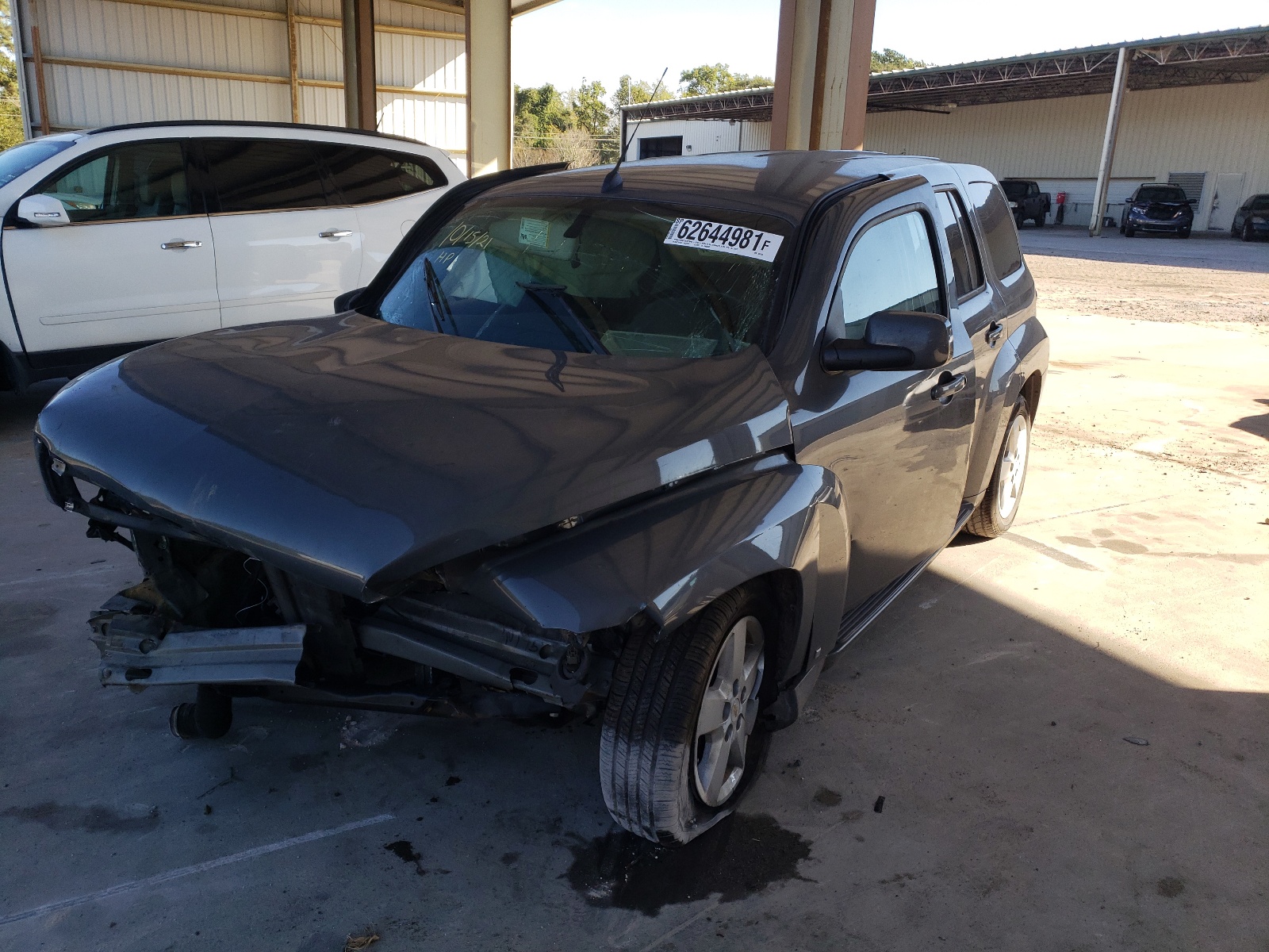 Photo 2 from auction – 2009 CHEVROLET HHR LT with VIN 3GNCA23V09S504753