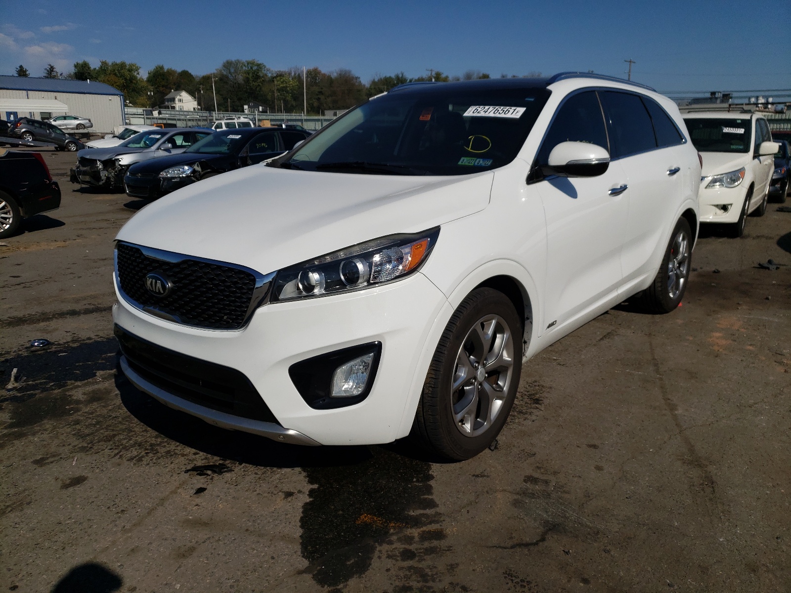 Photo 2 from auction – 2016 KIA SORENTO SX with VIN 5XYPKDA50GG018013