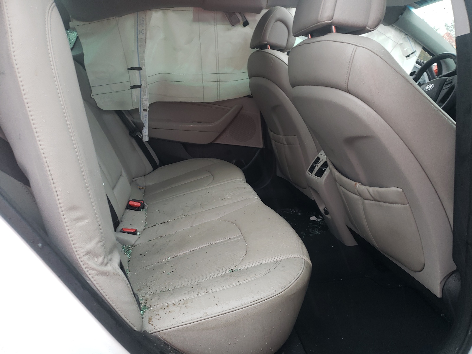 Photo 6 from auction – 2015 HYUNDAI SONATA SPO with VIN 5NPE34AF4FH038396