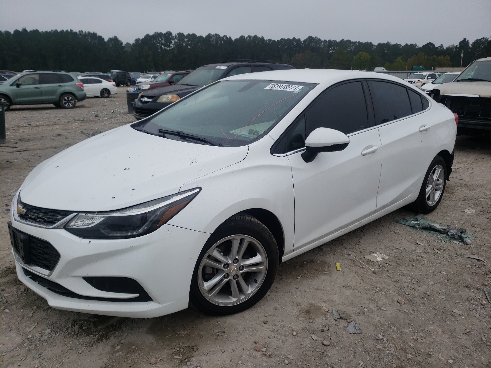 Photo 2 from auction – 2016 CHEVROLET CRUZE LT with VIN 1G1BE5SM4G7305938