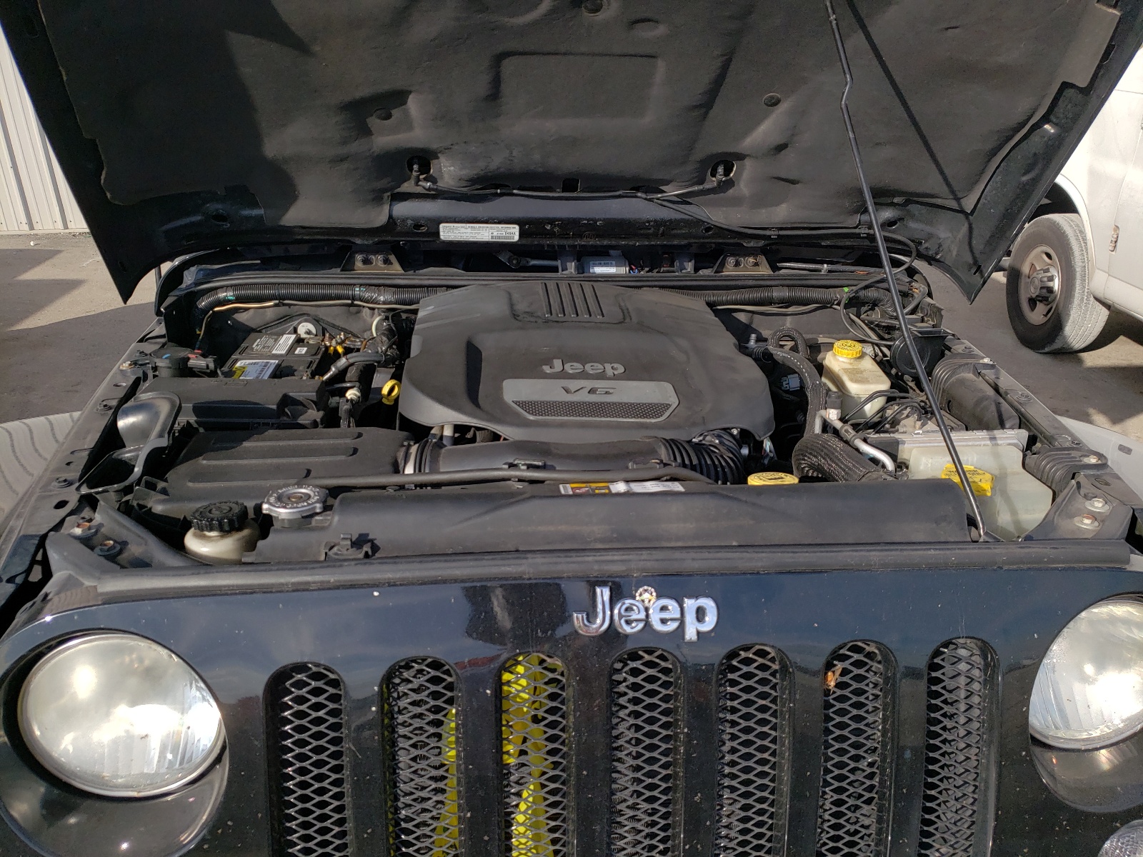 صورة رقم 7 من المزاد - 2014 JEEP UK مع VIN 1C4BJWEG0EL188541