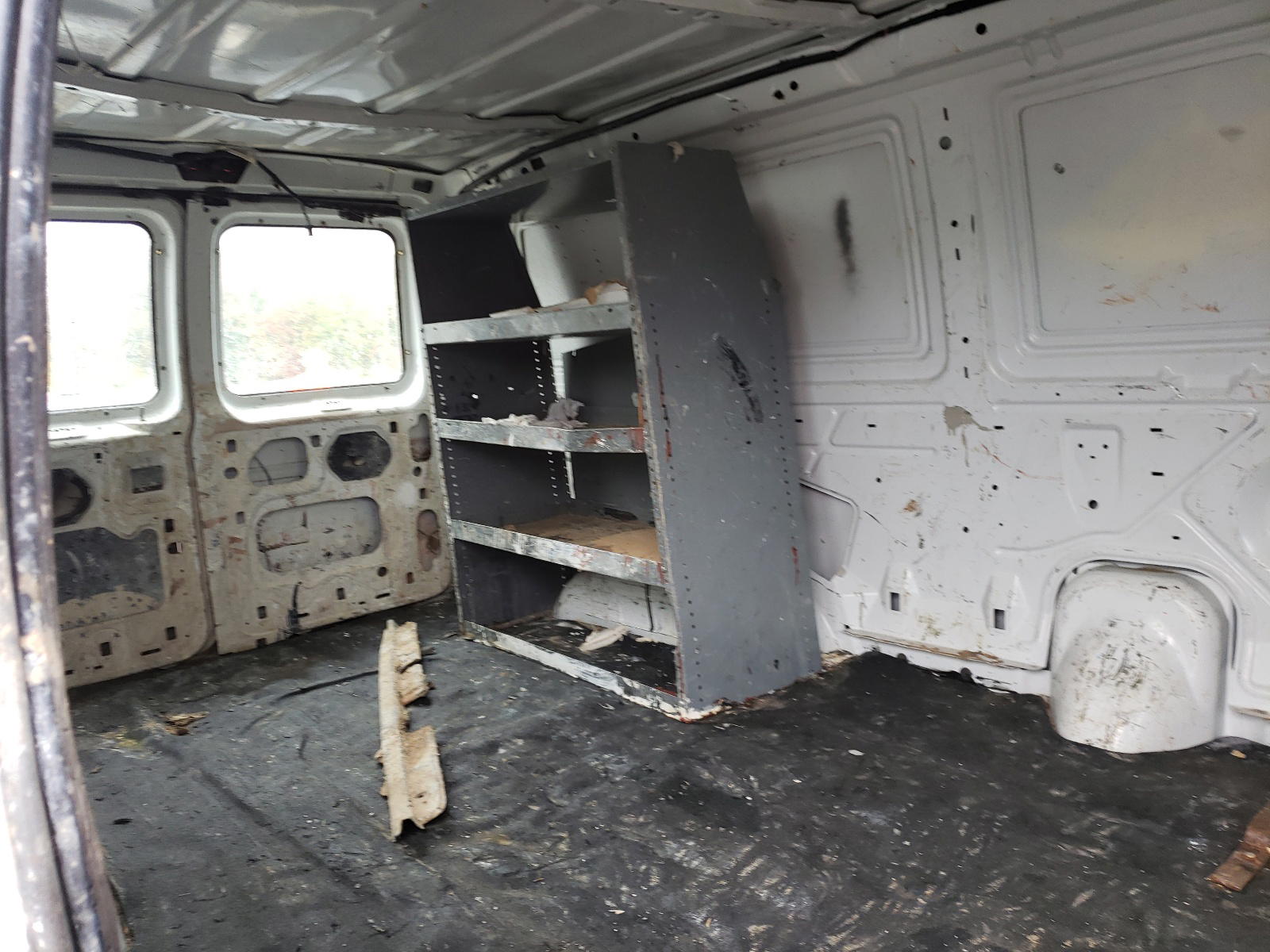Photo 6 from auction – 2003 FORD ECONOLINE with VIN 1FTNE24L63HA32867