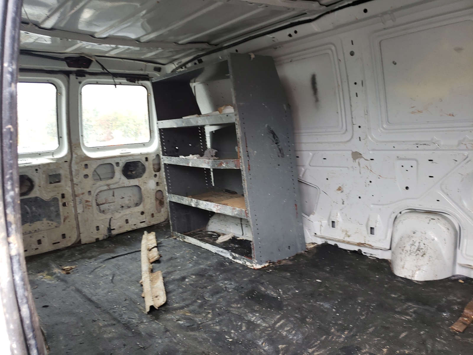 Фото 6 с аукциона – 2003 FORD ECONOLINE с VIN 1FTNE24L63HA32867