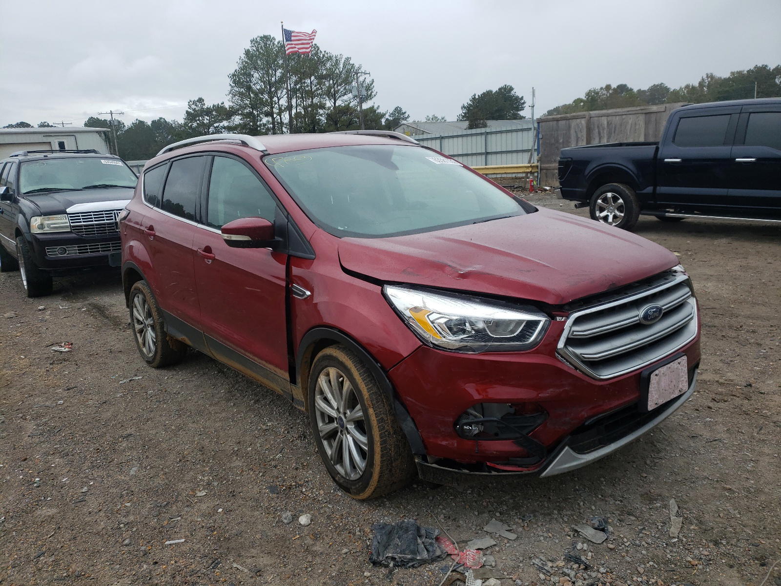 FORD ESCAPE TIT 2017 with VIN 1FMCU0JD0HUB76288 - Photo from auction