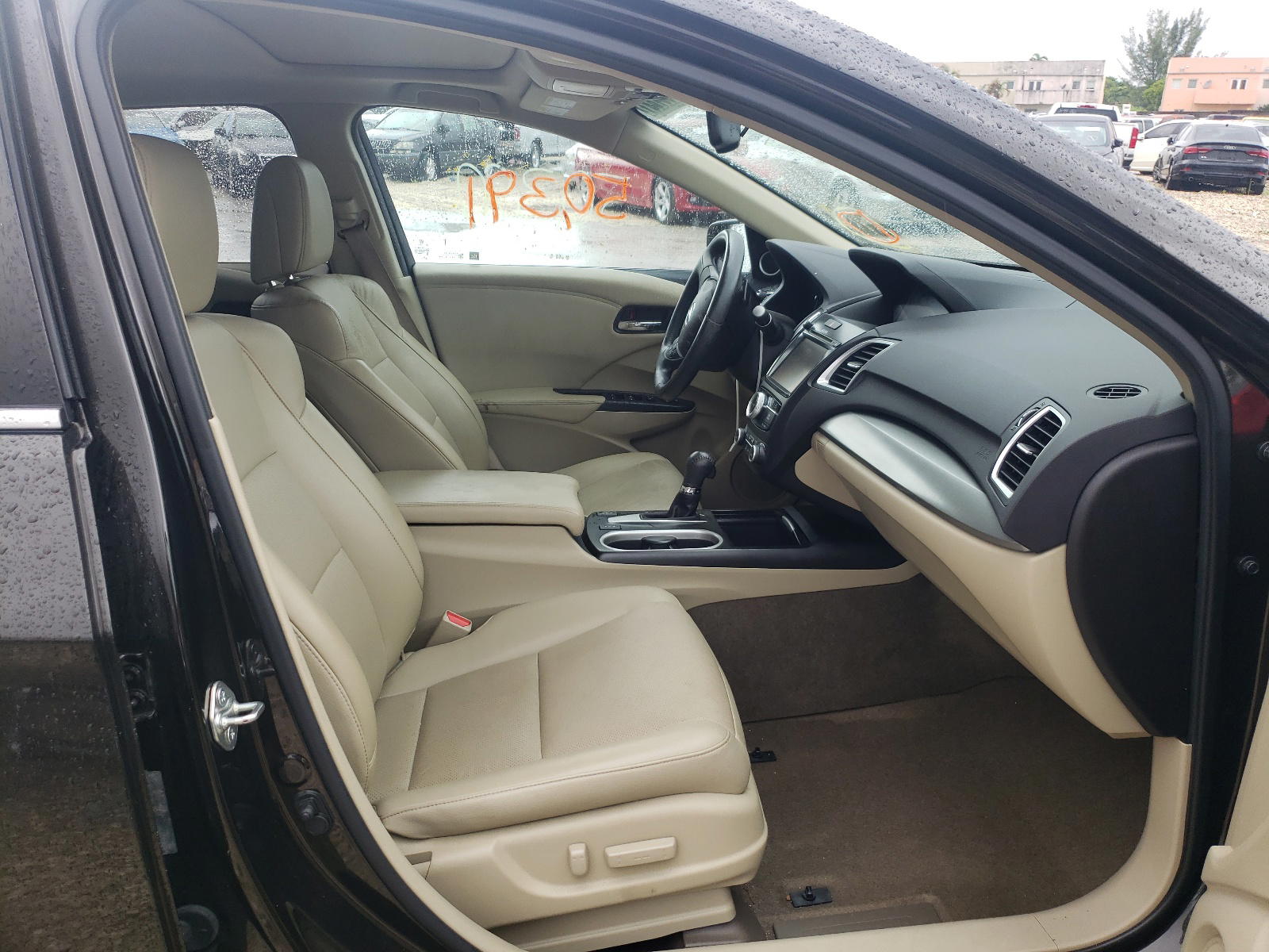 Photo 5 from auction – 2016 ACURA RDX TECHNO with VIN 5J8TB3H5XGL008366