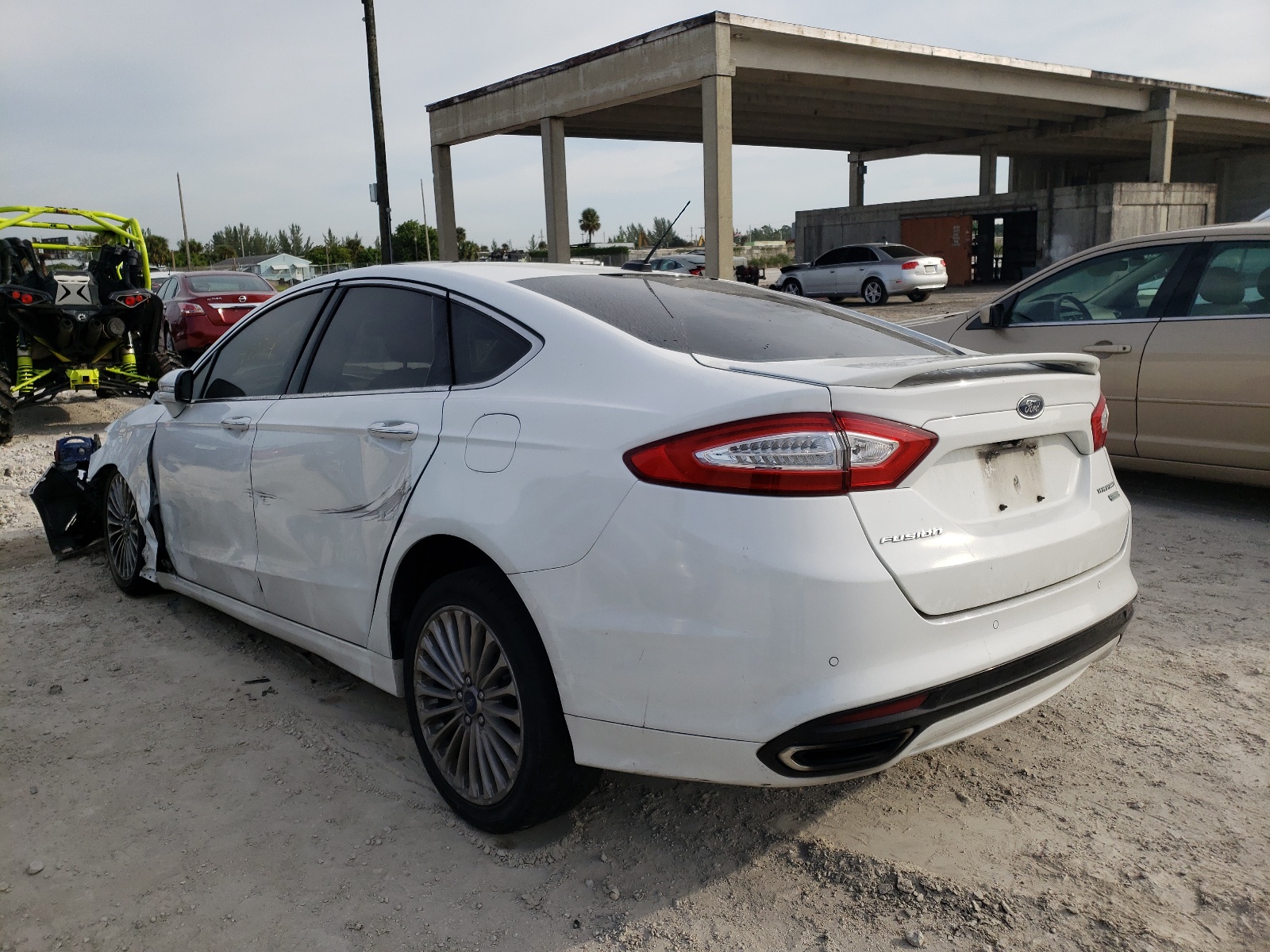 Photo 3 from auction – 2015 FORD FUSION TIT with VIN 3FA6P0K93FR282215