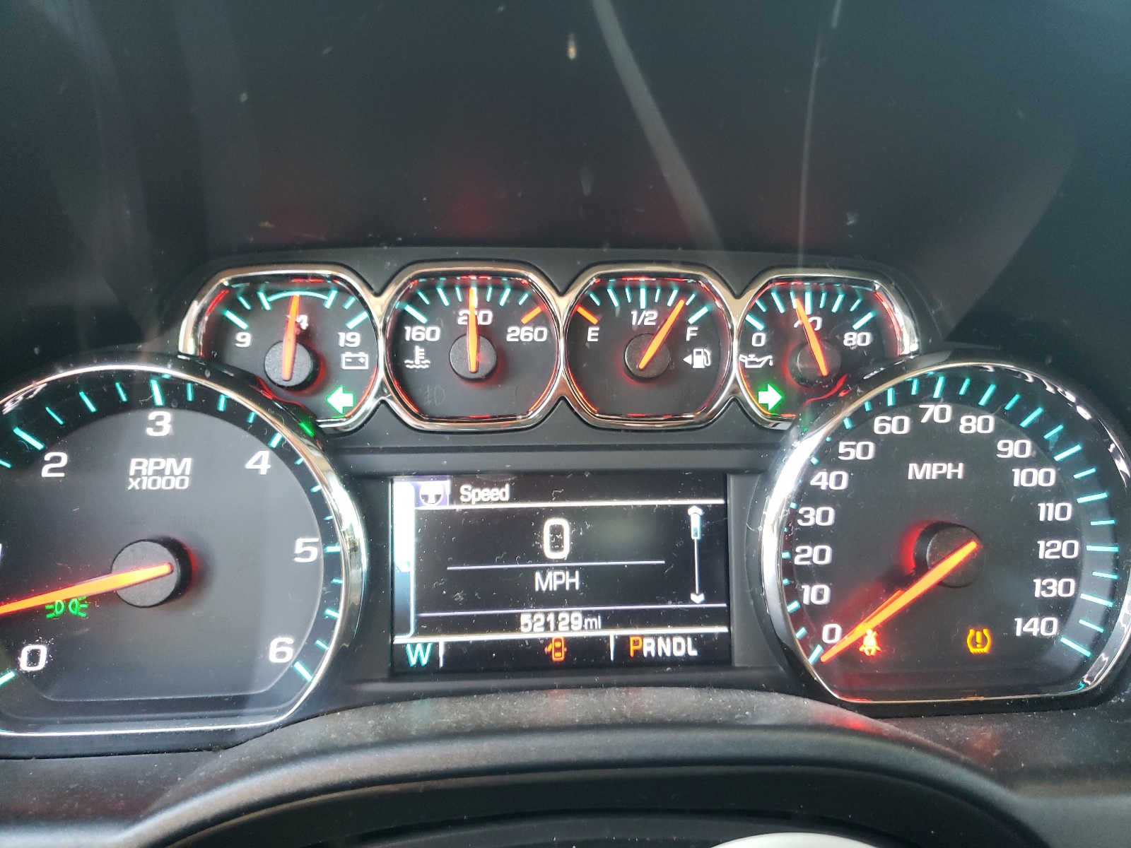 Photo 8 from auction – 2018 CHEVROLET SILVERADO with VIN 3GCUKREC7JG382723