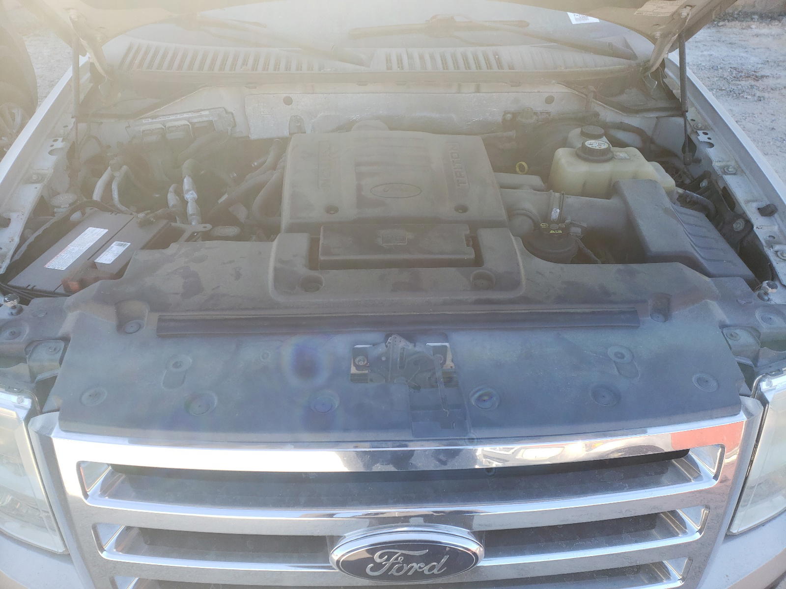 Photo 7 from auction – 2007 FORD EXPEDITION with VIN 1FMFU16557LA19929