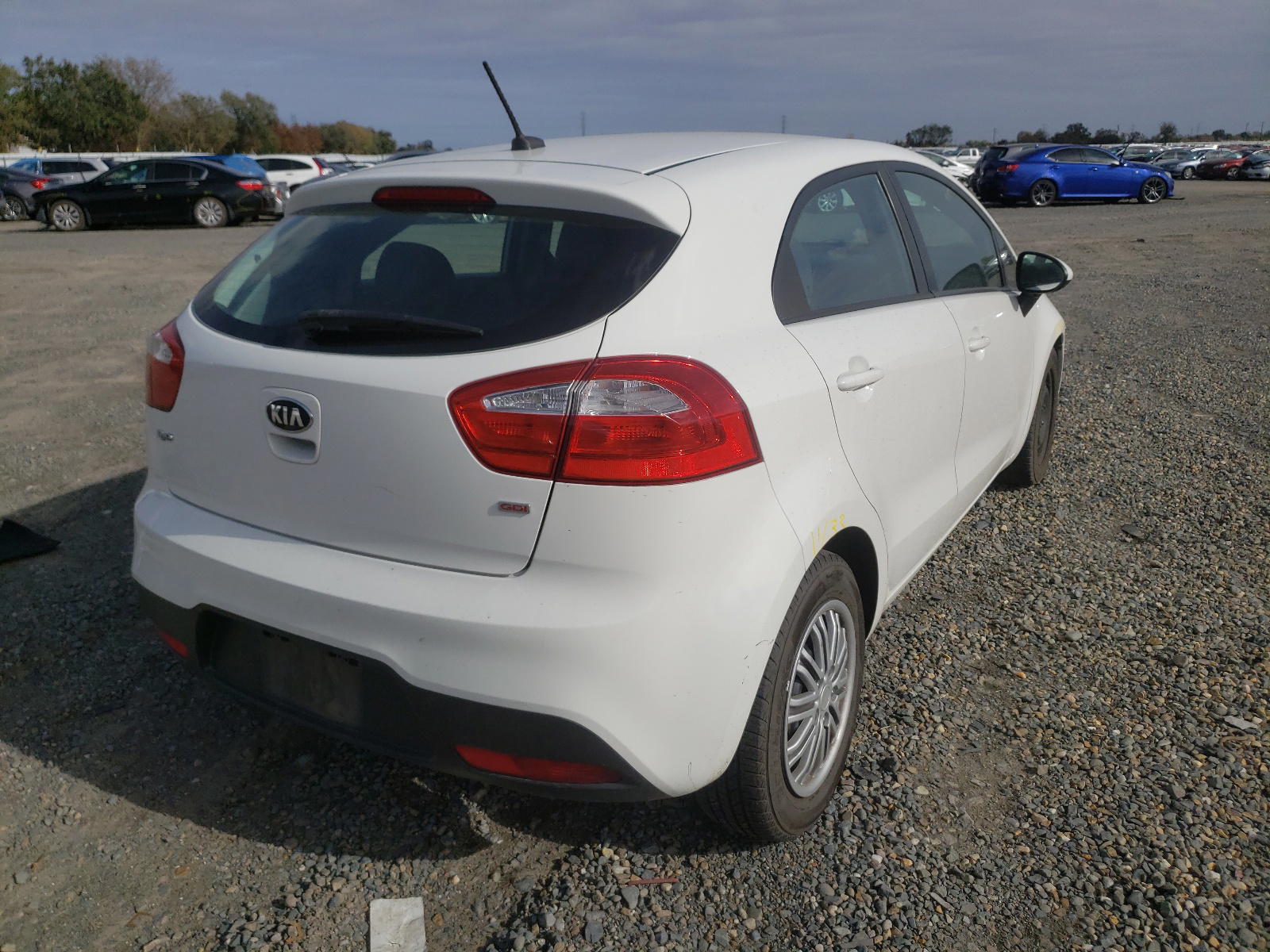 Photo 4 from auction – 2013 KIA RIO LX with VIN KNADM5A35D6155607