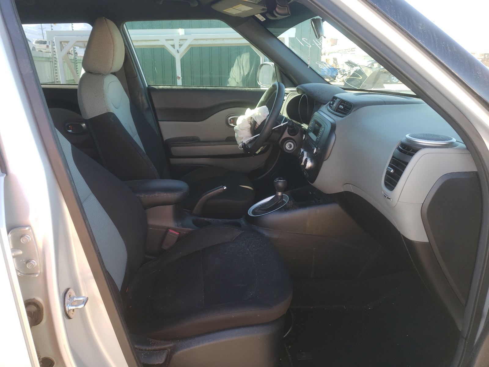Photo 5 from auction – 2016 KIA SOUL with VIN KNDJN2A24G7853472