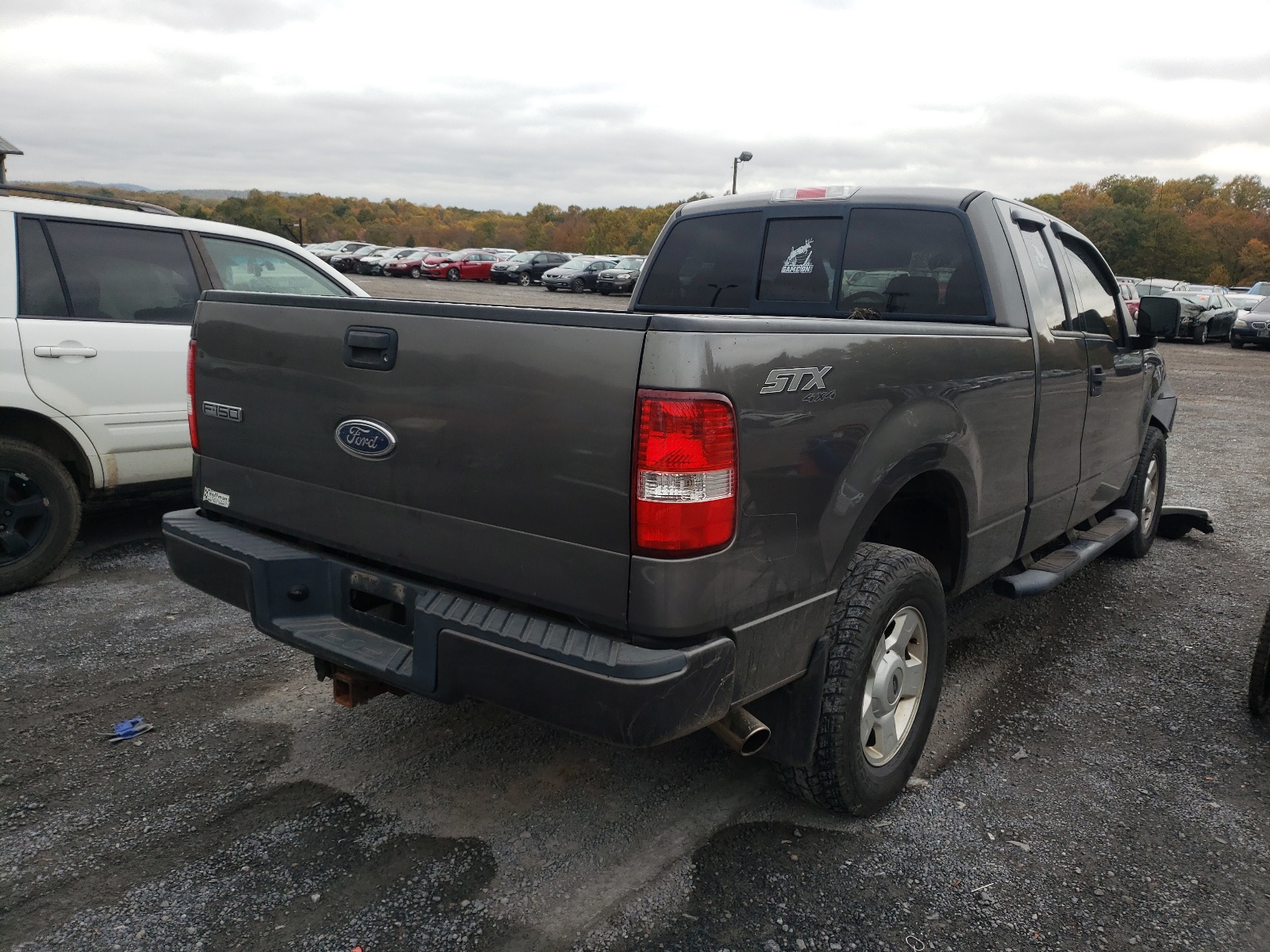 Photo 4 from auction – 2004 FORD F150 with VIN 1FTRX14W54NA77740