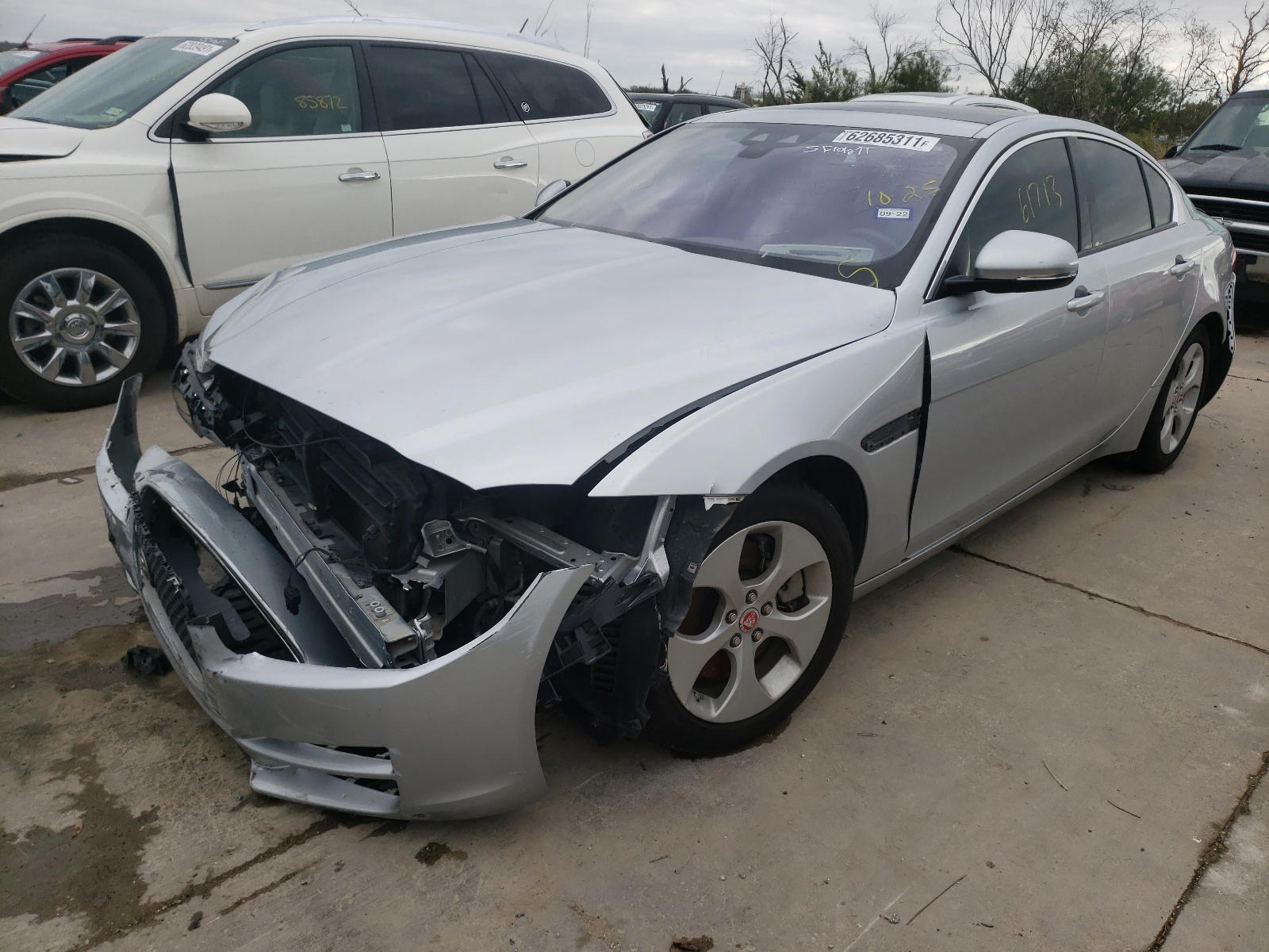 Photo 2 from auction – 2017 JAGUAR XE with VIN SAJAR4BG1HA965162